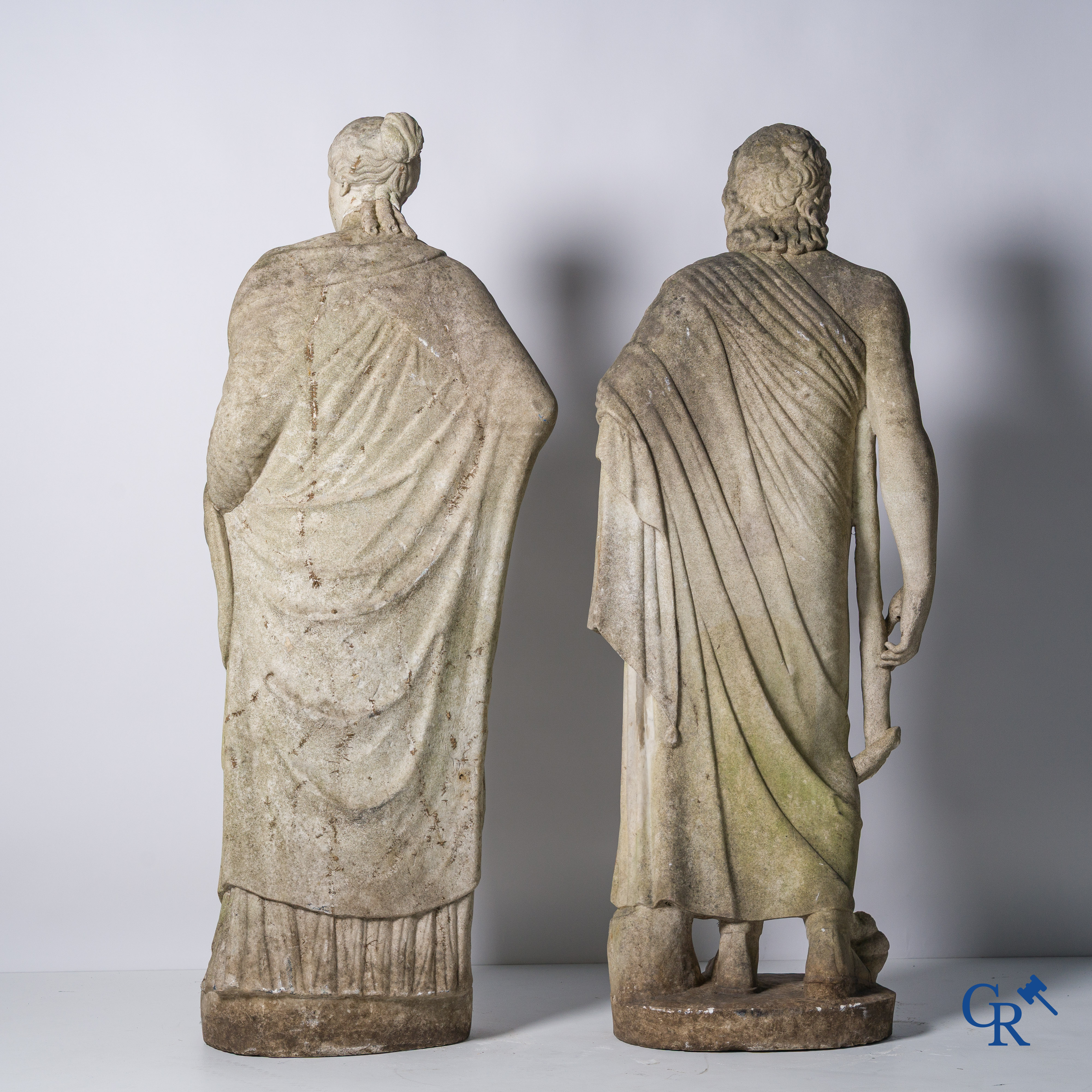 2 Imposing sculptures in carved marble. The Roman goddess Cerès and the Greek god Asklepios. Circa 1700-1750.