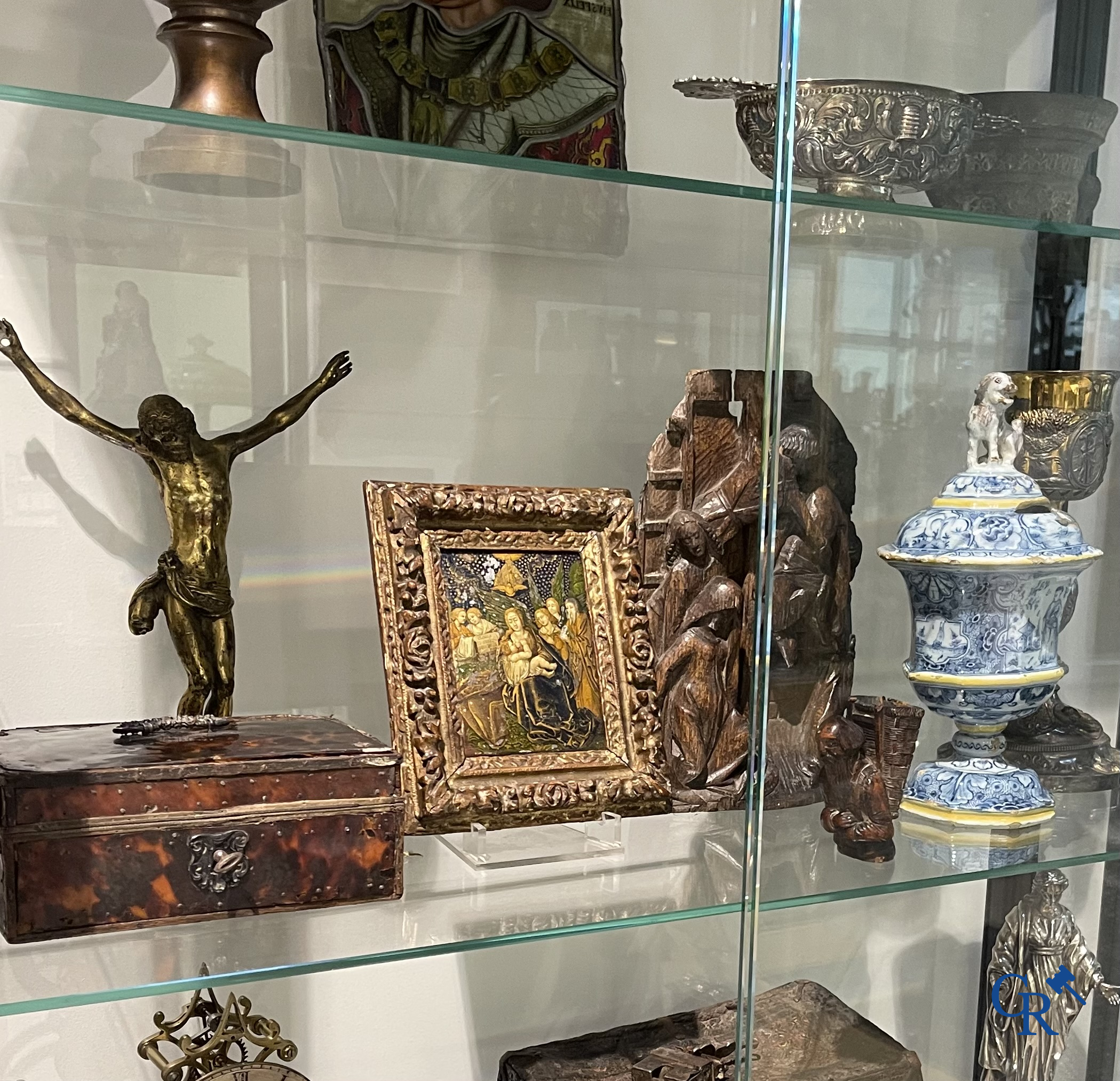 Madonna met kind. Frankrijk XVe-XVIe eeuw. Hoogstwaarschijnlijk Limoges, omgeving van de familie Pénicaud.