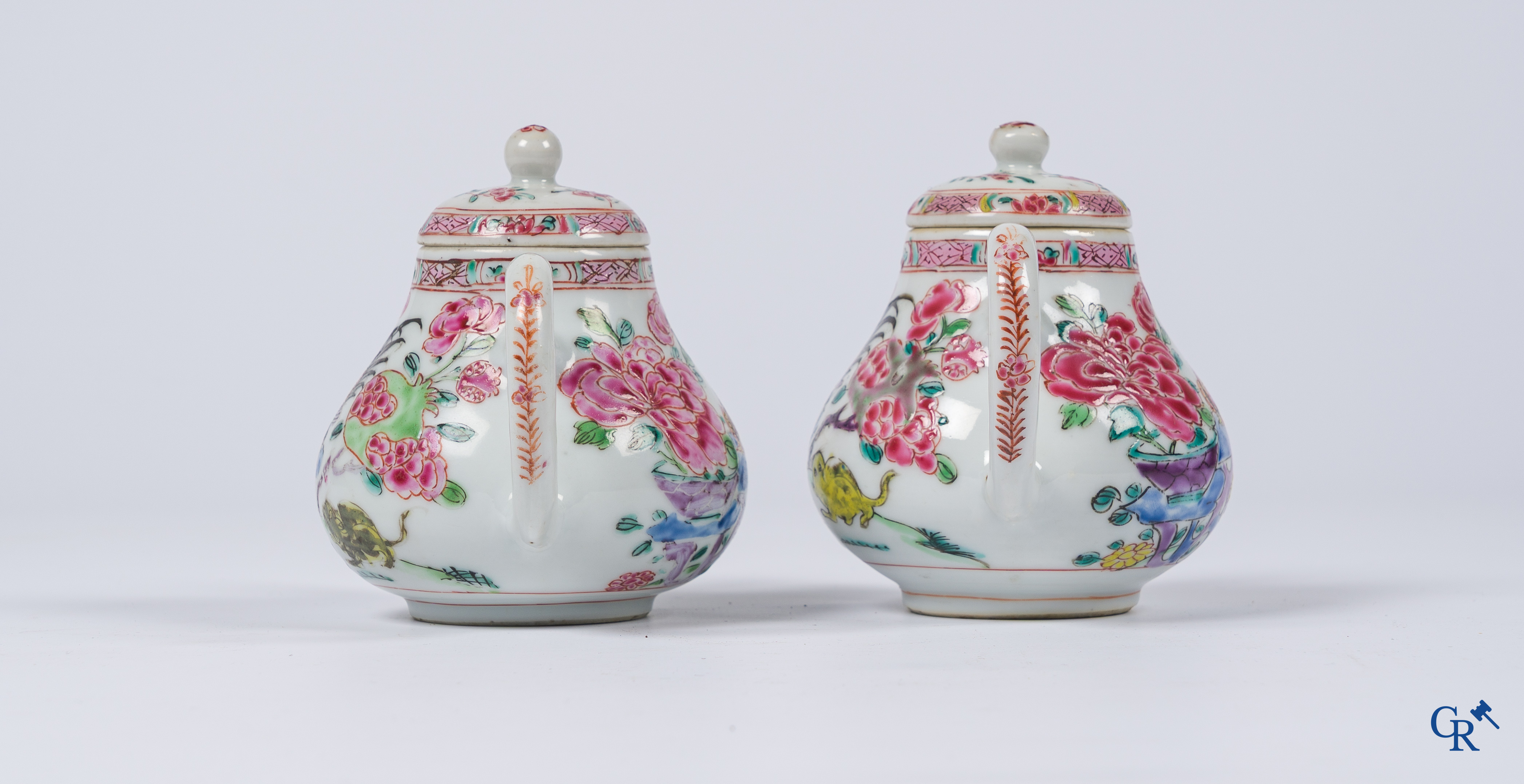 Asian Art, Chinese porcelain. 2 Chinese famille rose teapots with cockerels and cats. 18th century.