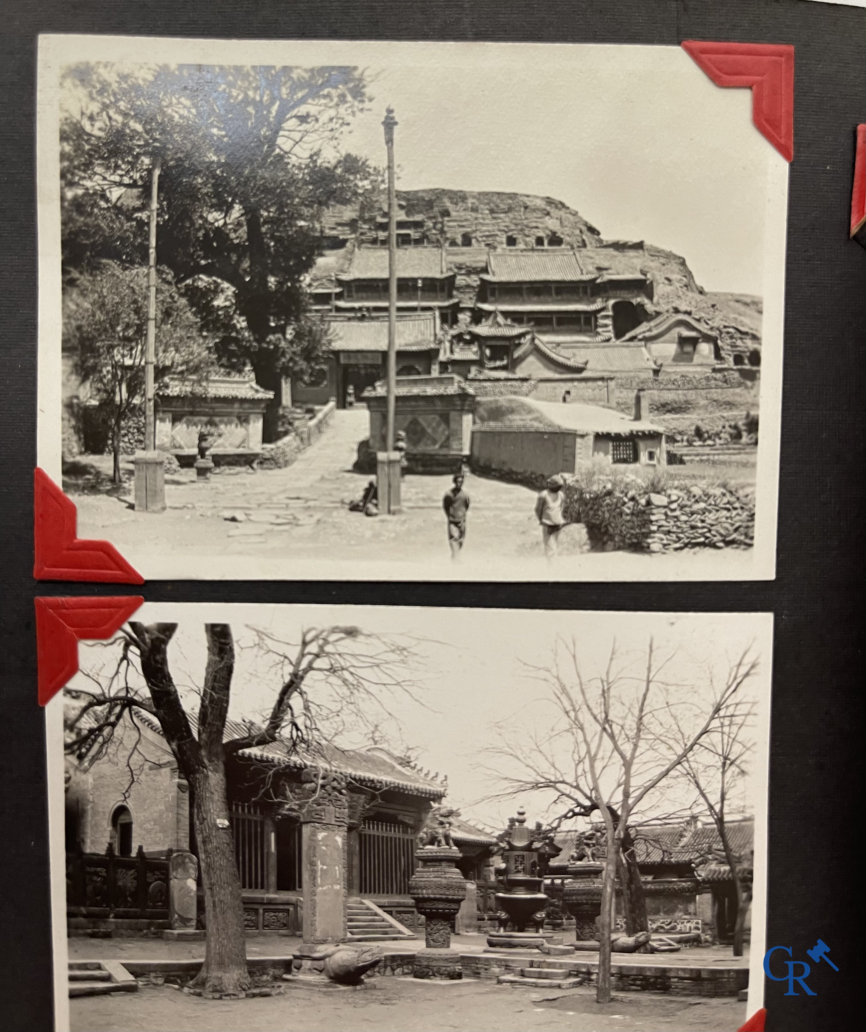 Aziatica, een belangrijk album met reisfoto's uit China. Onder andere Datong, Peking, Beijing, Hohhot, enz. Circa 1900.