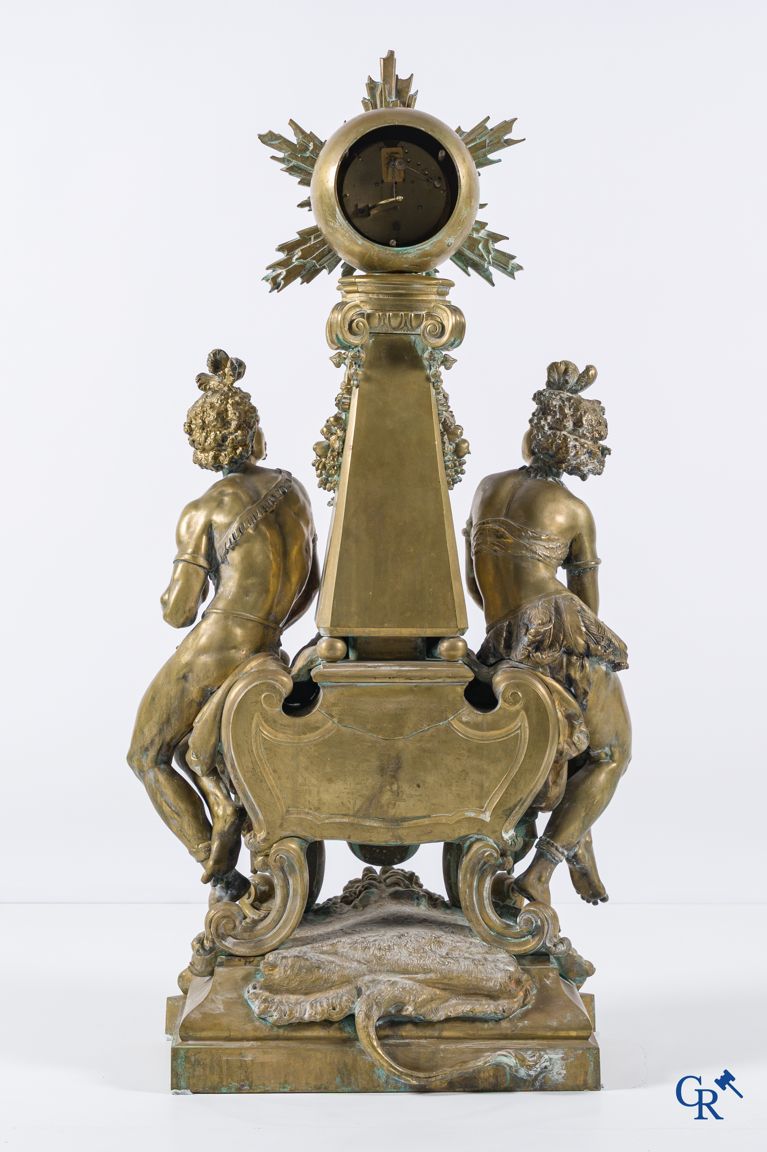 Frédéric-Eugène Piat and Samuel Marti. Exceptional pendulum in bronze with Nubian figures. Circa 1860-1870.