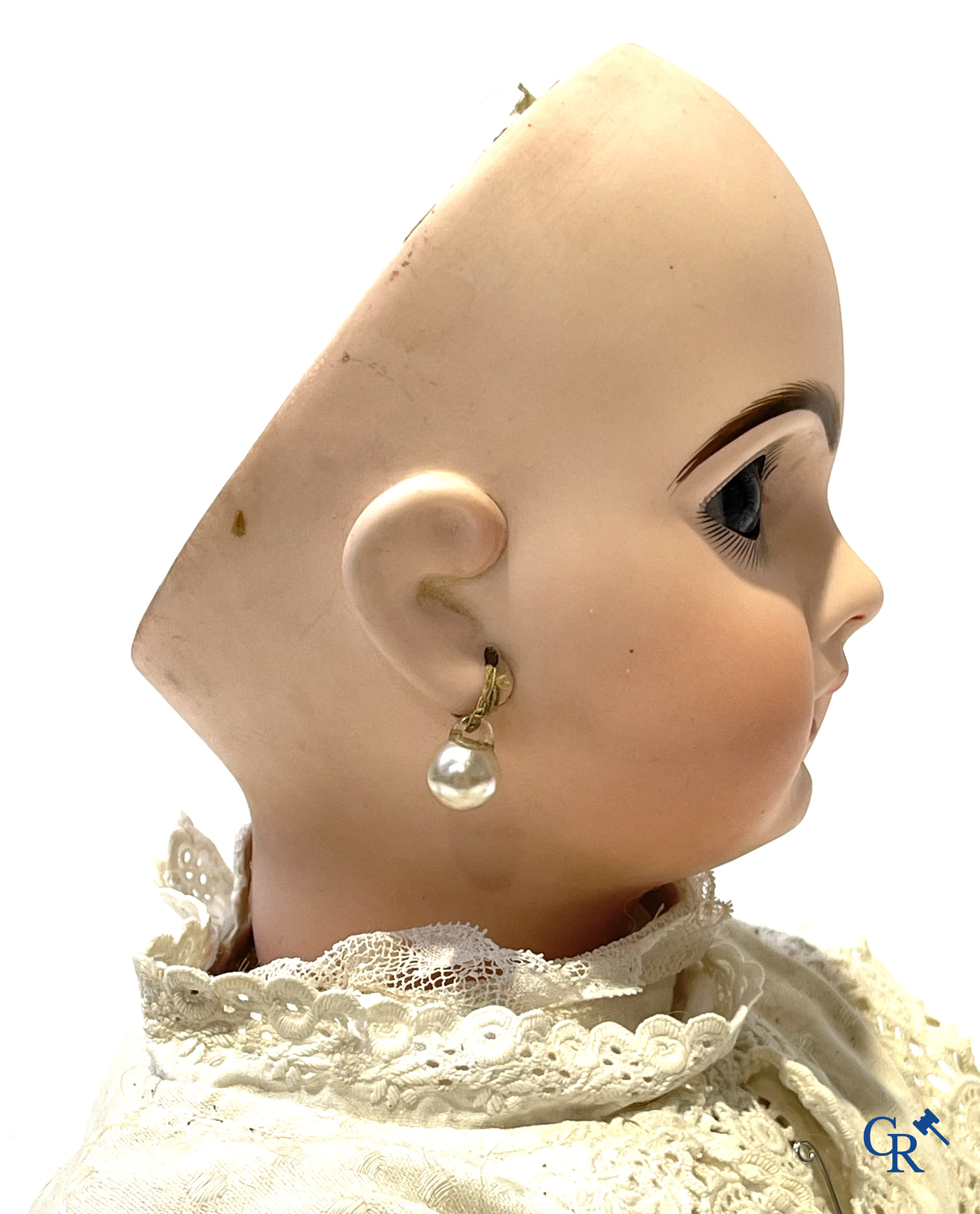 Old toys, Jumeau, doll with porcelain head marked Tête Jumeau Déposé, n°10.