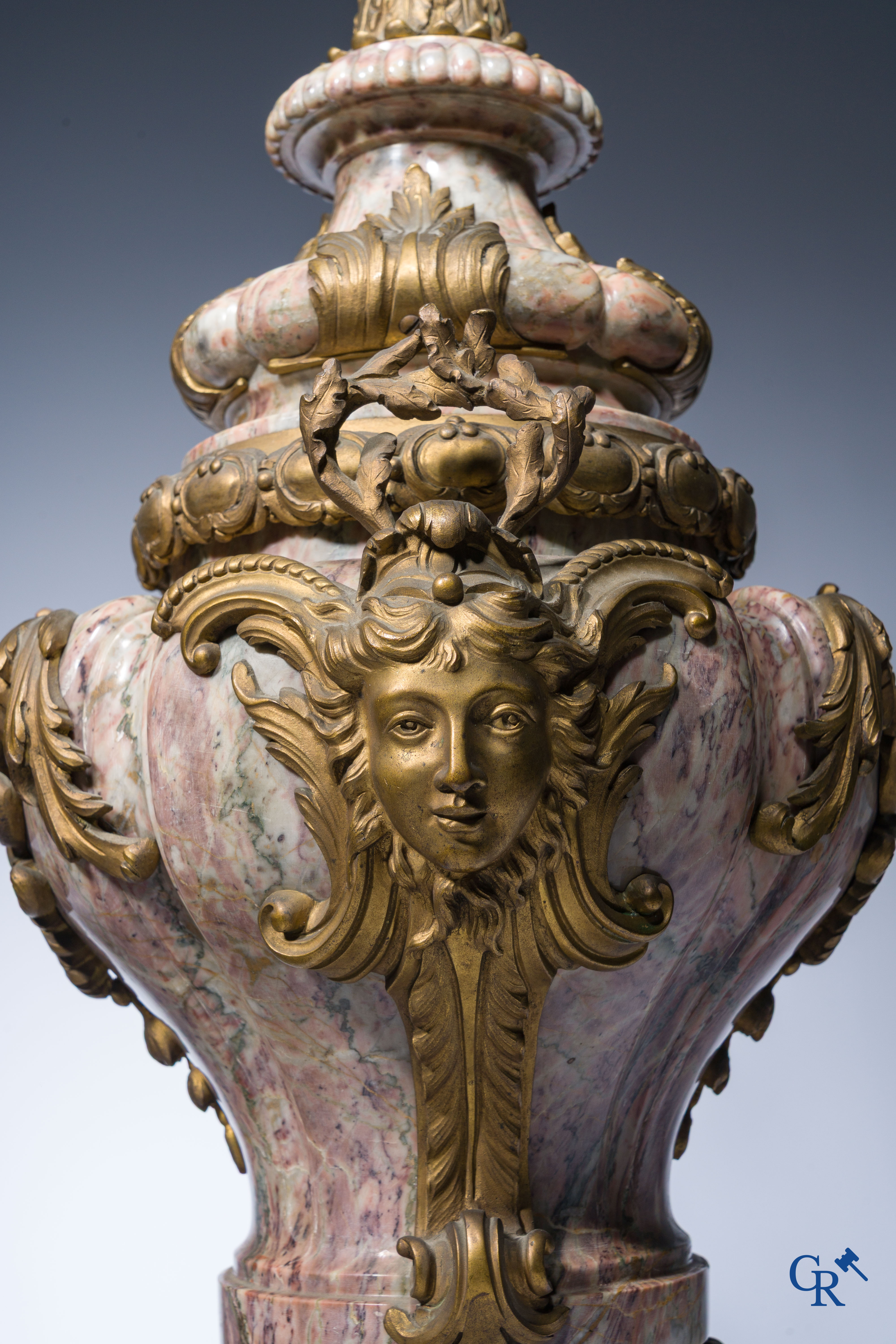 Exceptionally pair of cassolettes in finely carved marble and bronze mounts. LXVI style.