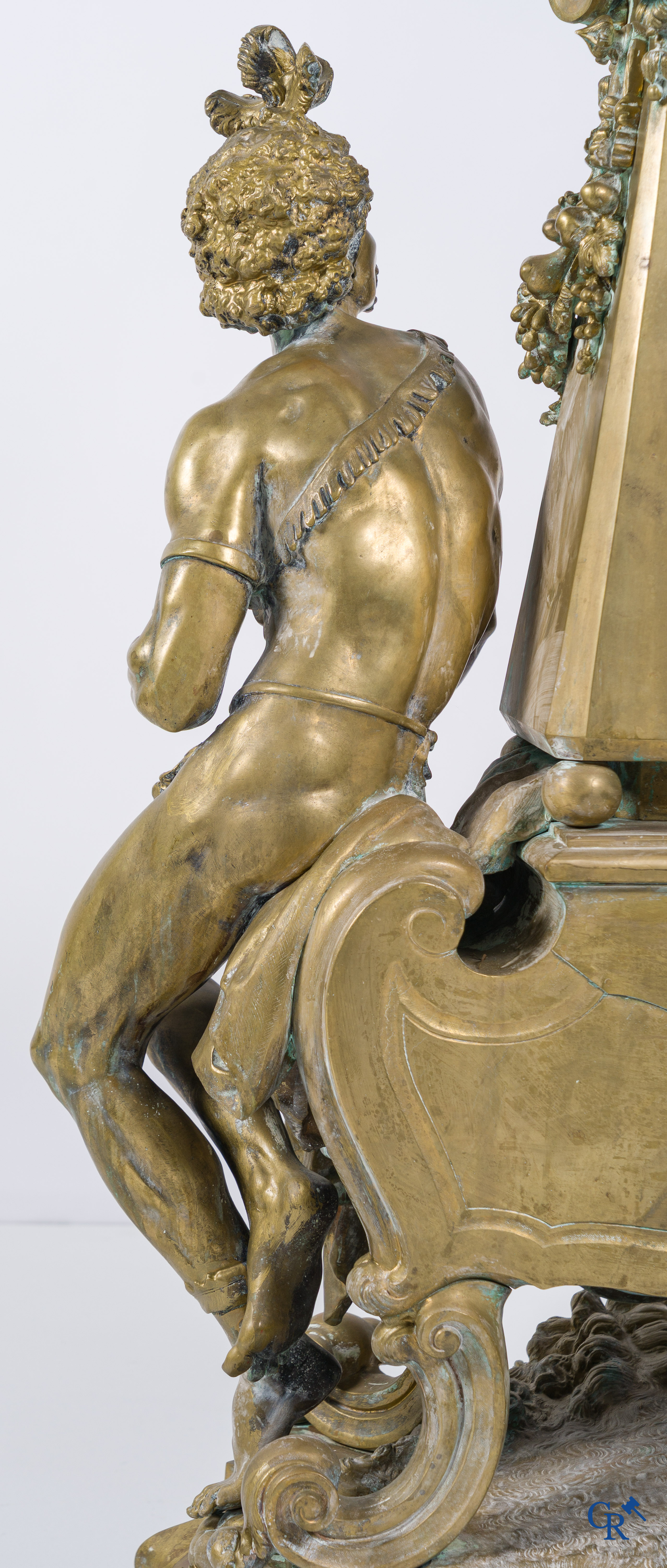 Frédéric-Eugène Piat and Samuel Marti. Exceptional pendulum in bronze with Nubian figures. Circa 1860-1870.