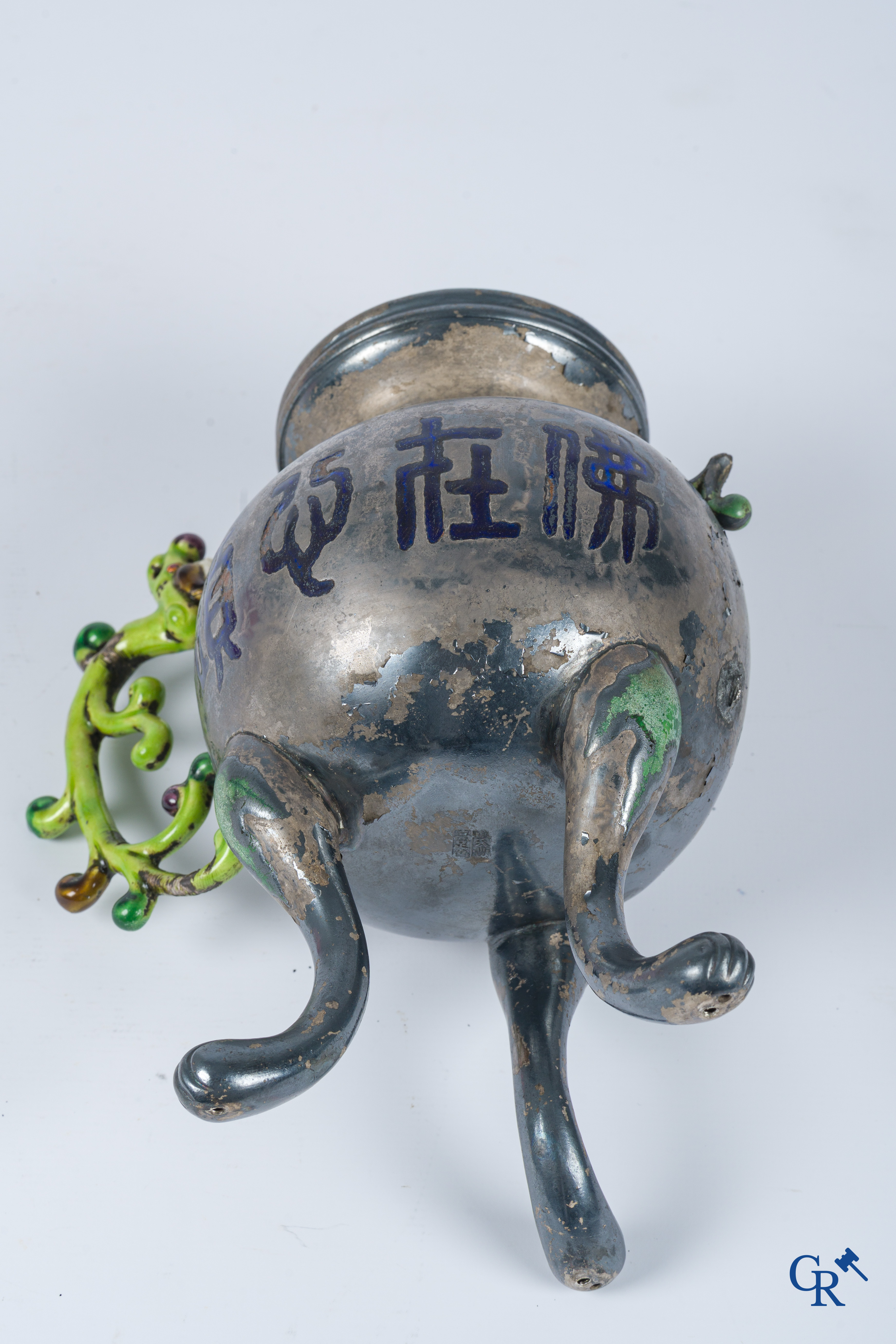 Asian Art, a Chinese silver and enamelled incense burner with candle holders. Marked. 18th-19th century.