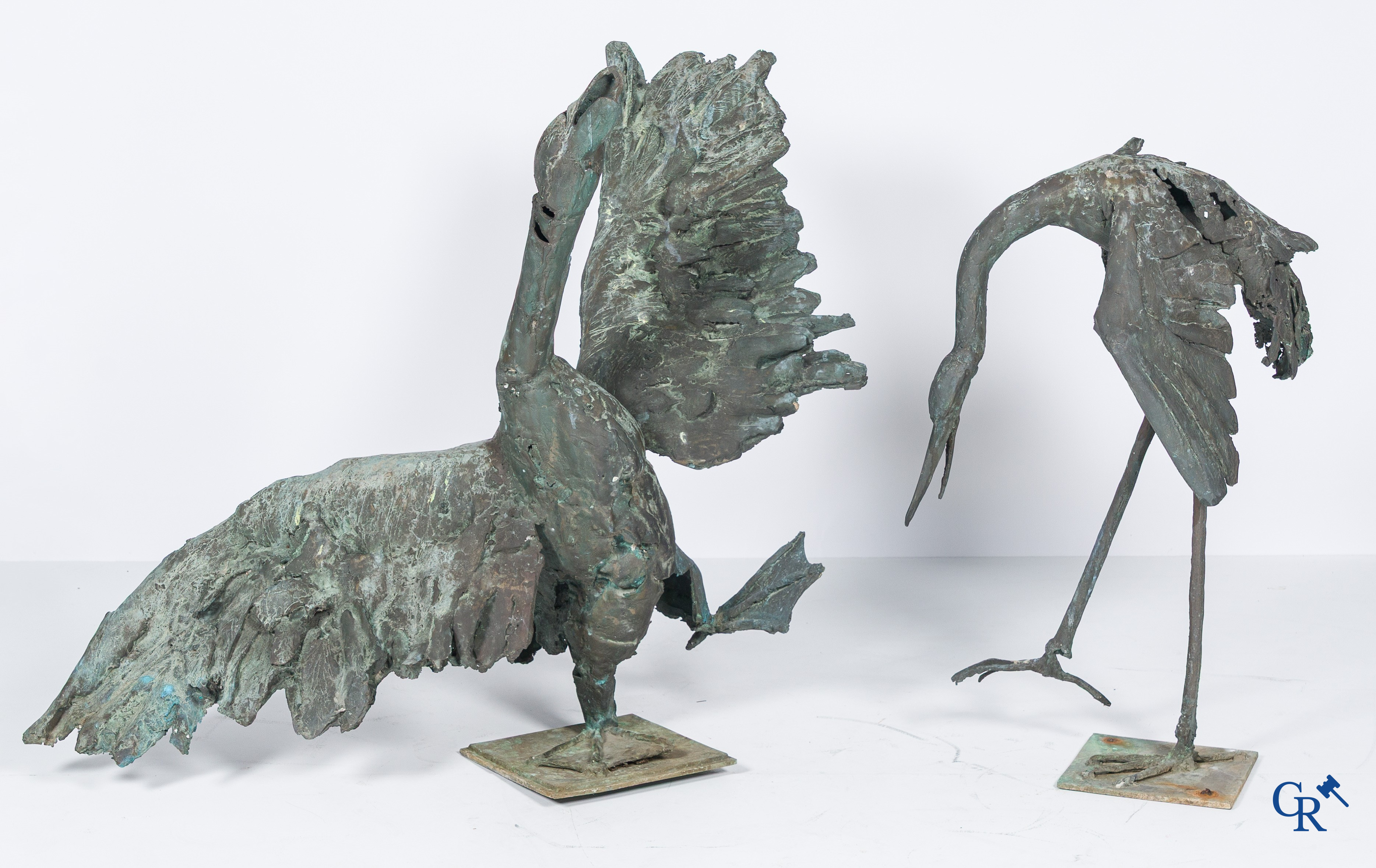 Jan Desmarets (1961) (*) Bronze, An imposing goose and a heron in patinated bronze. Signed.
