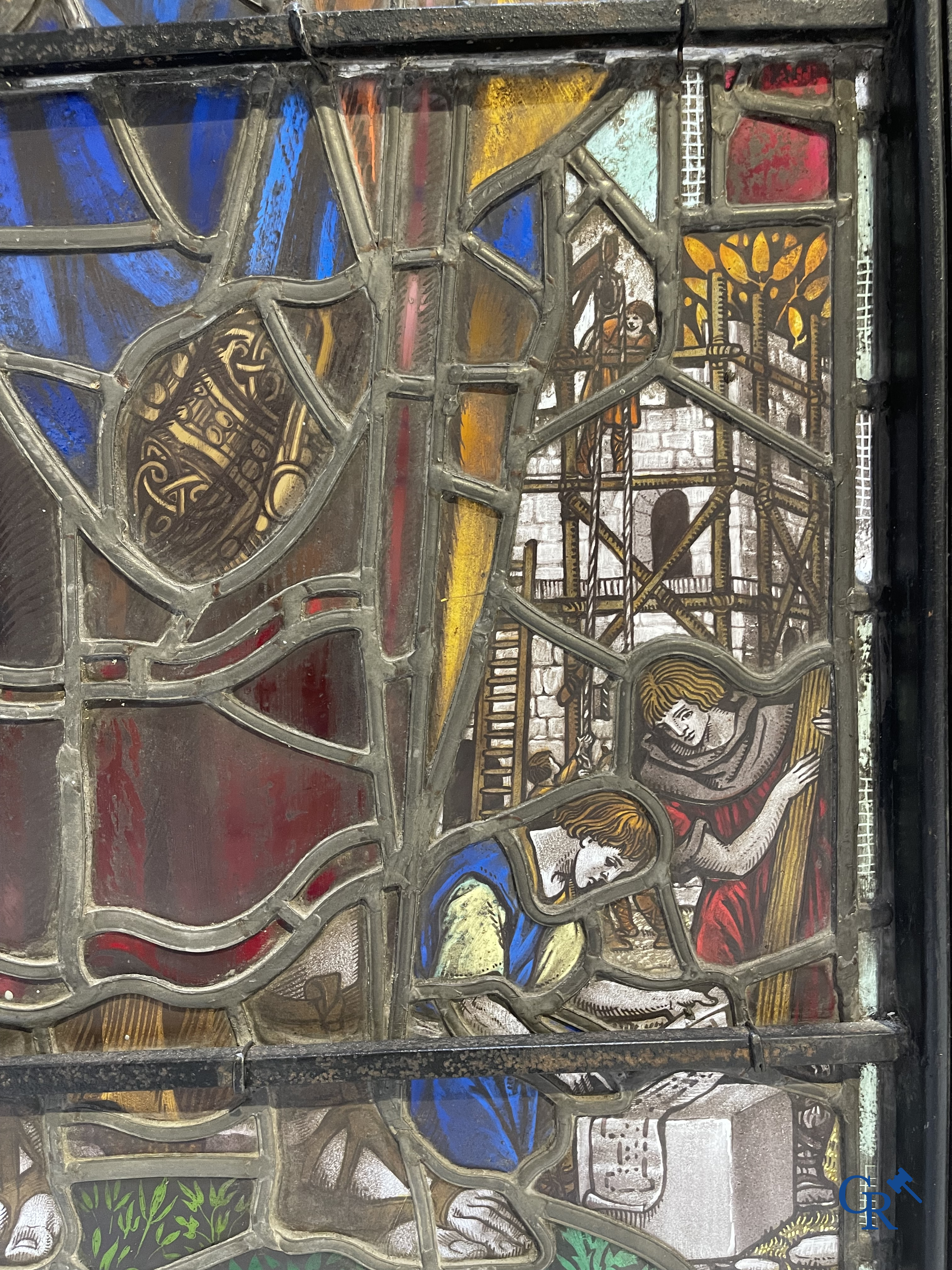 Religieuze objecten, een uitzonderlijk brandglas in lood met afbeelding van Saint David. 19e eeuw.