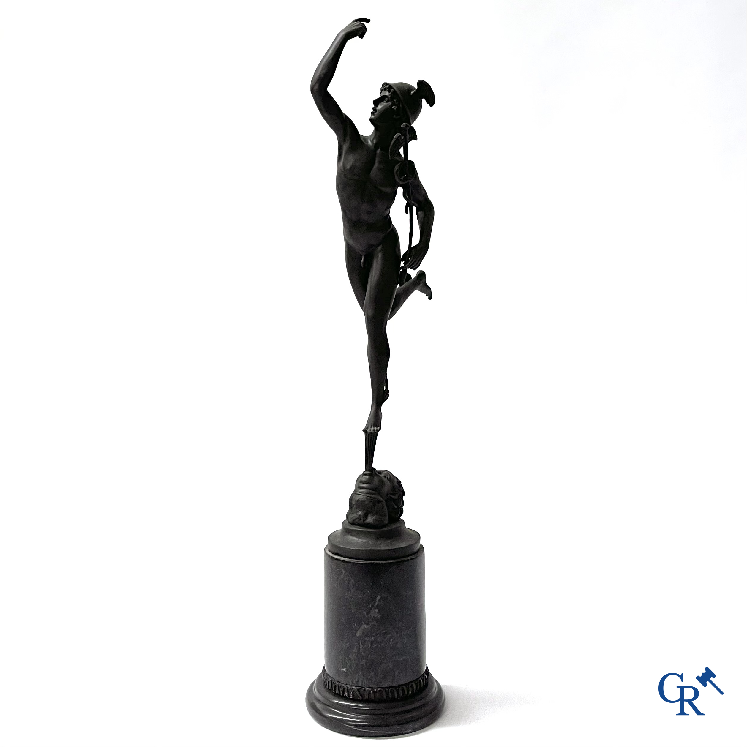 Jean de Bologne (d'après) Mercure. Une statue en bronze sur un socle en marbre noir. XXème siècle.