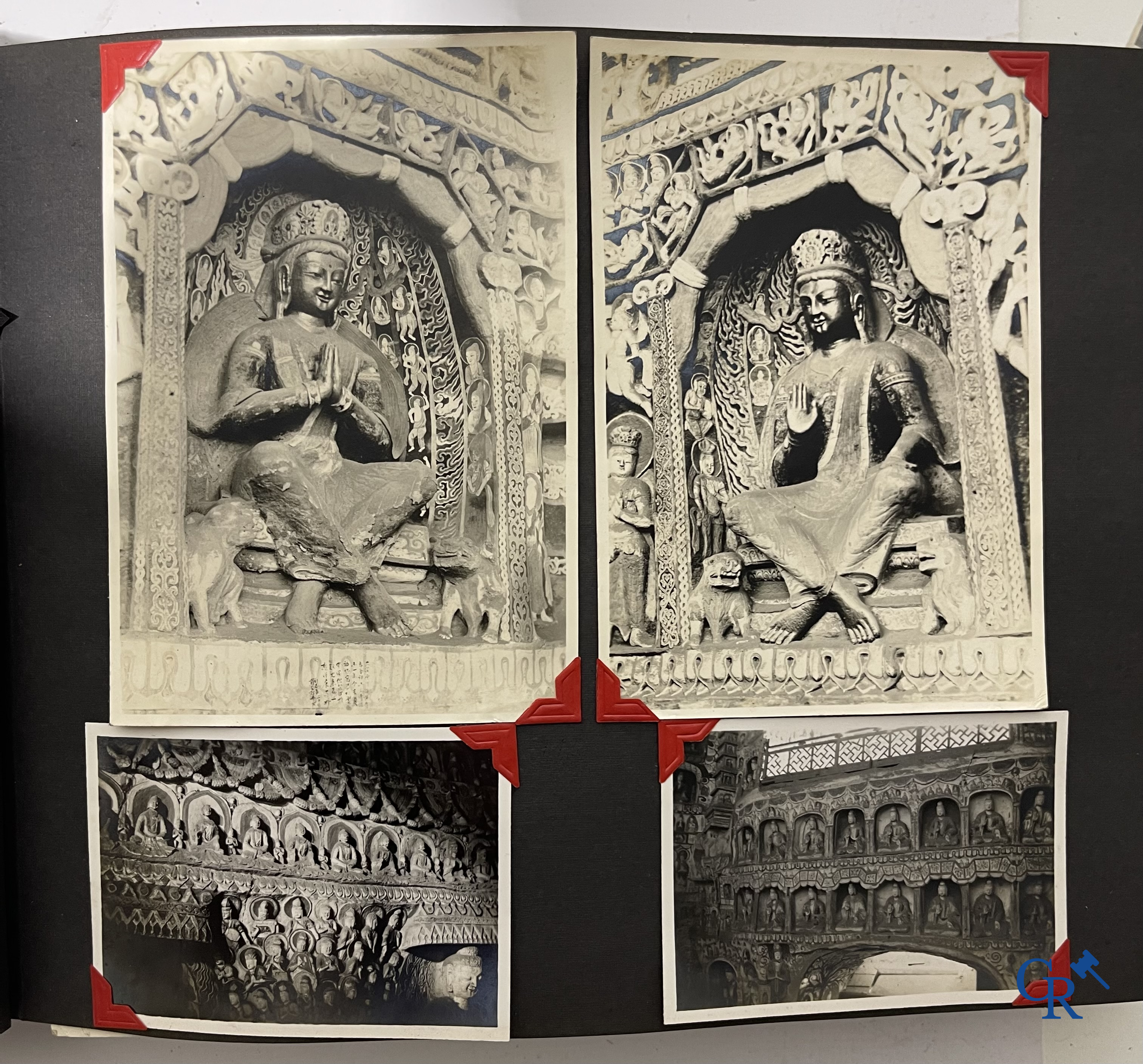 Aziatica, een belangrijk album met reisfoto's uit China. Onder andere Datong, Peking, Beijing, Hohhot, enz. Circa 1900.