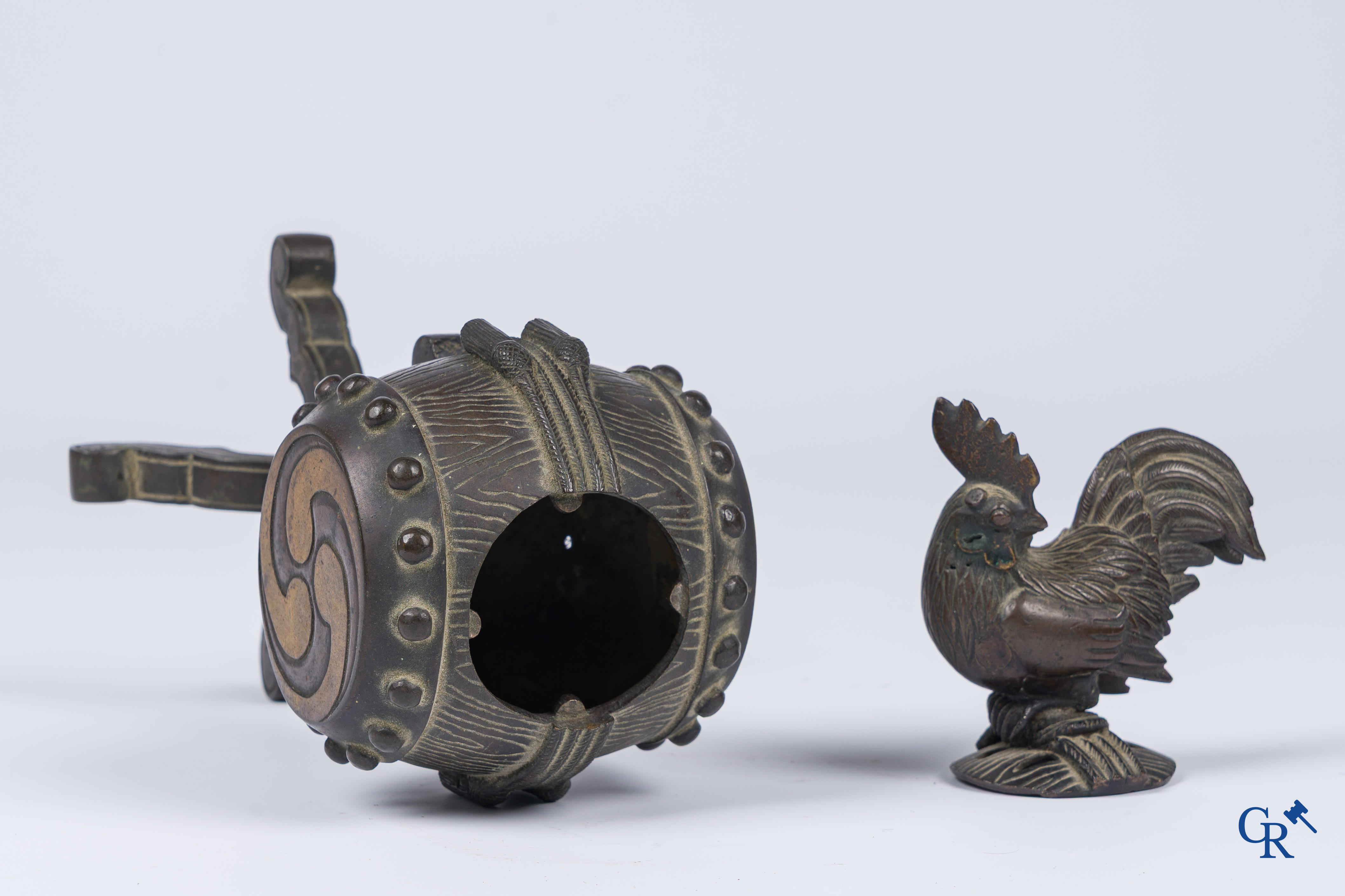 Asian Art, a Japanese bronze incense burner with a rooster on a barrel. Meiji era.