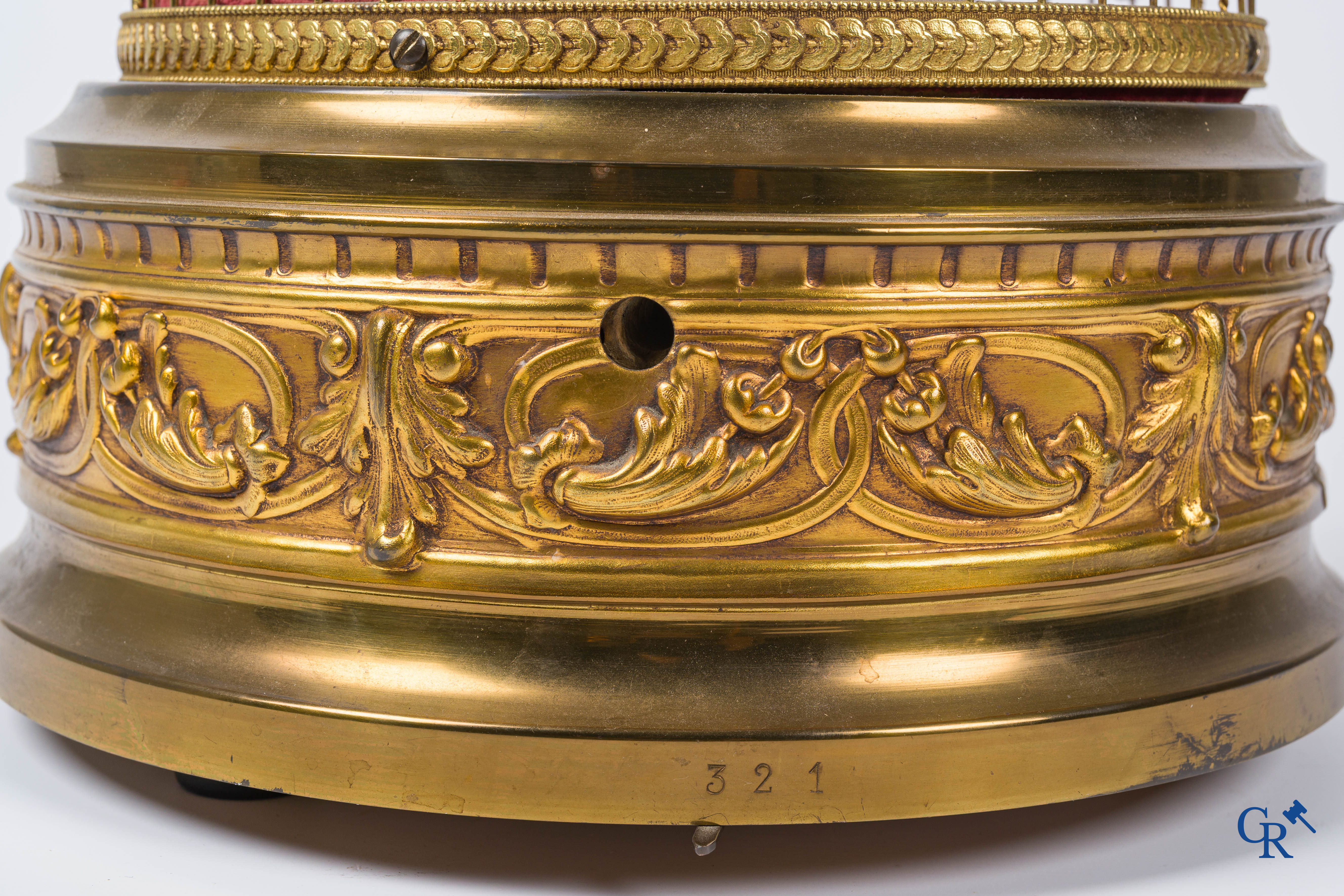 Automaton. Attributed to Bontemps. A large bronze birdcage with 2 moving and singing birds.