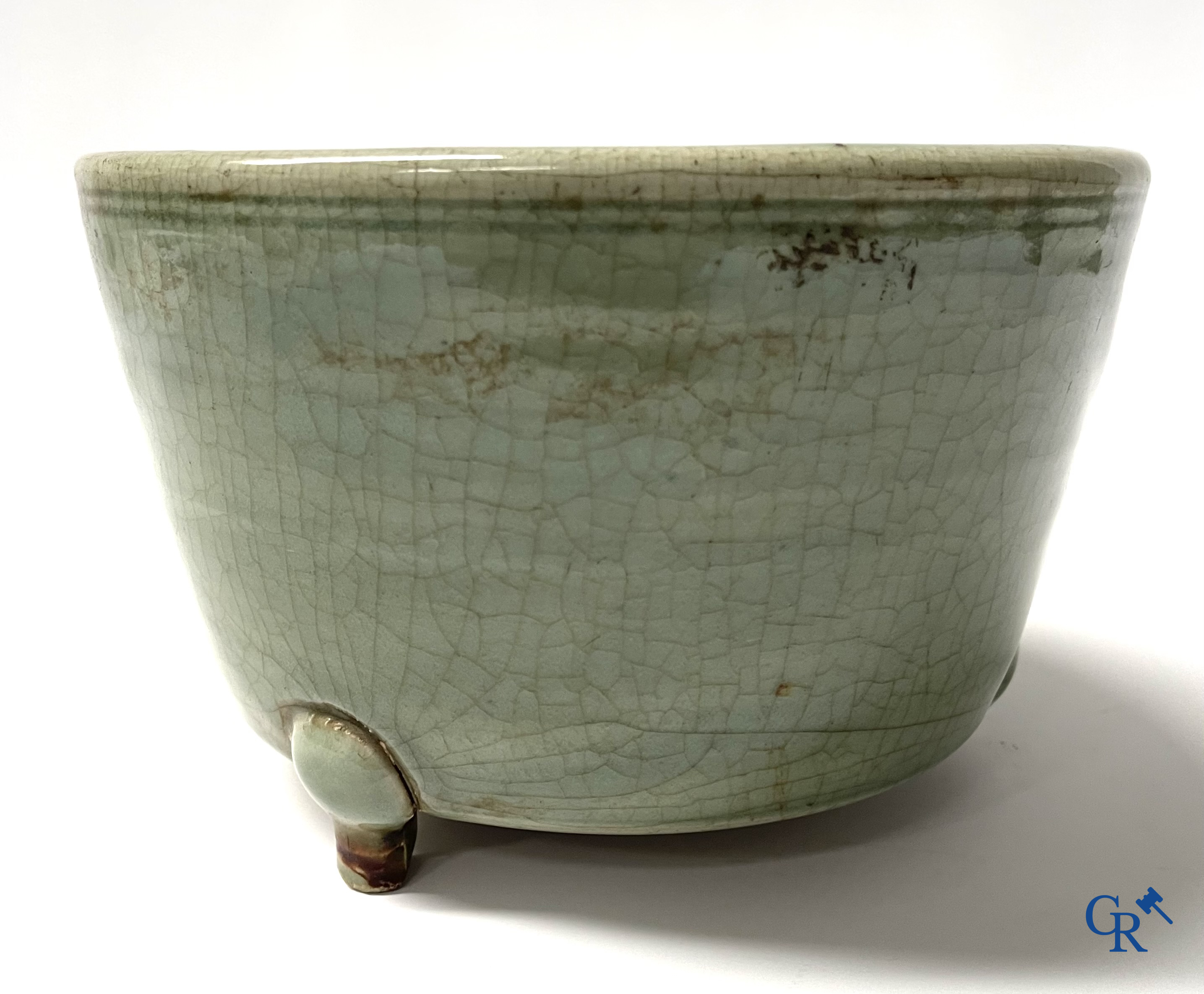 Asian Art, Lot with Chinese porcelain and pottery. 18th-19th century.