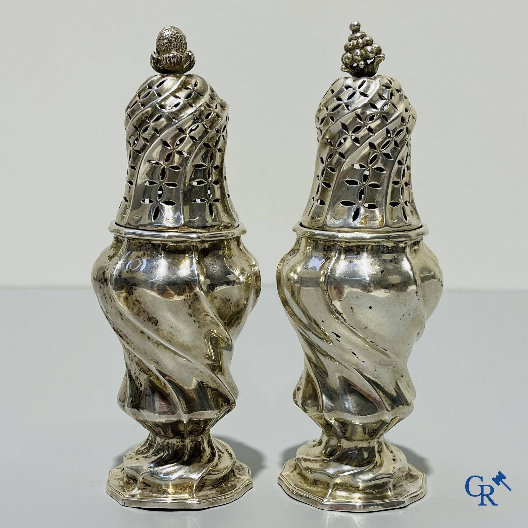 Silver, 2 "sucriers à poudre" in silver. 18th century. Most probably Liège circa 1750-1760. No hall marks visible.