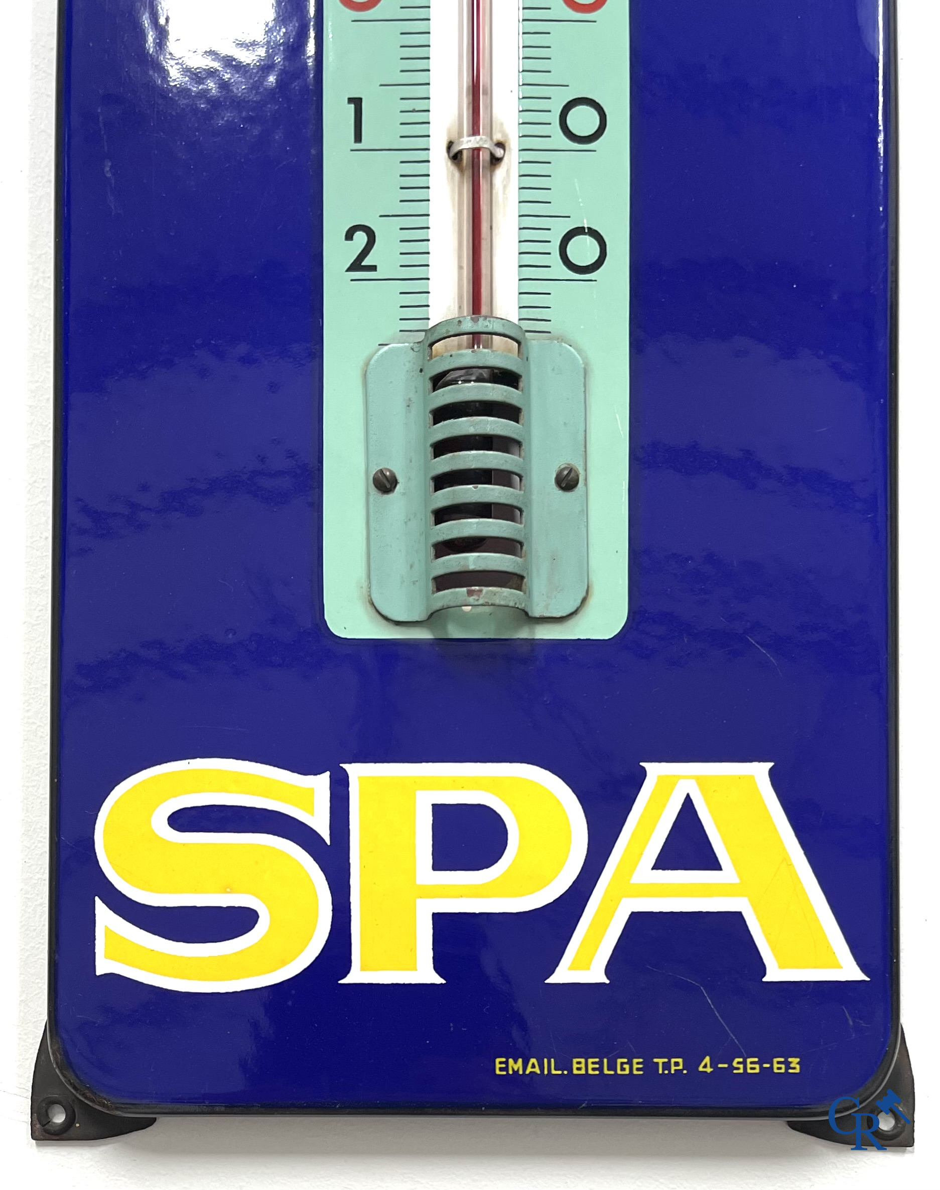 Spa, een emaille publiciteits thermometer met een voorstelling van "Pierrot". Emaillerie Belge 1963.