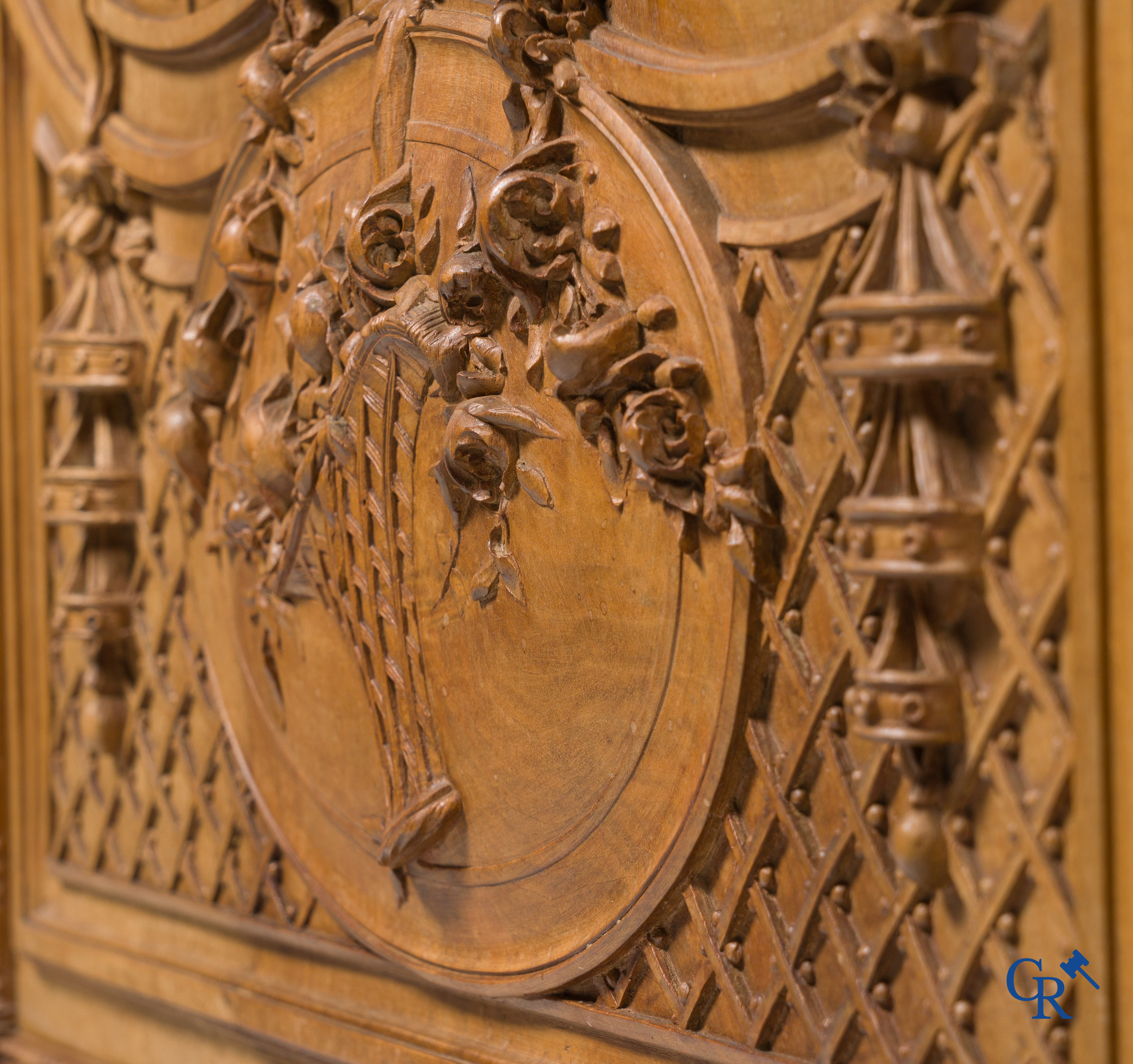 Cazanave Frères à Carcassonne. A rich and finely carved piece of furniture in LXVI style.