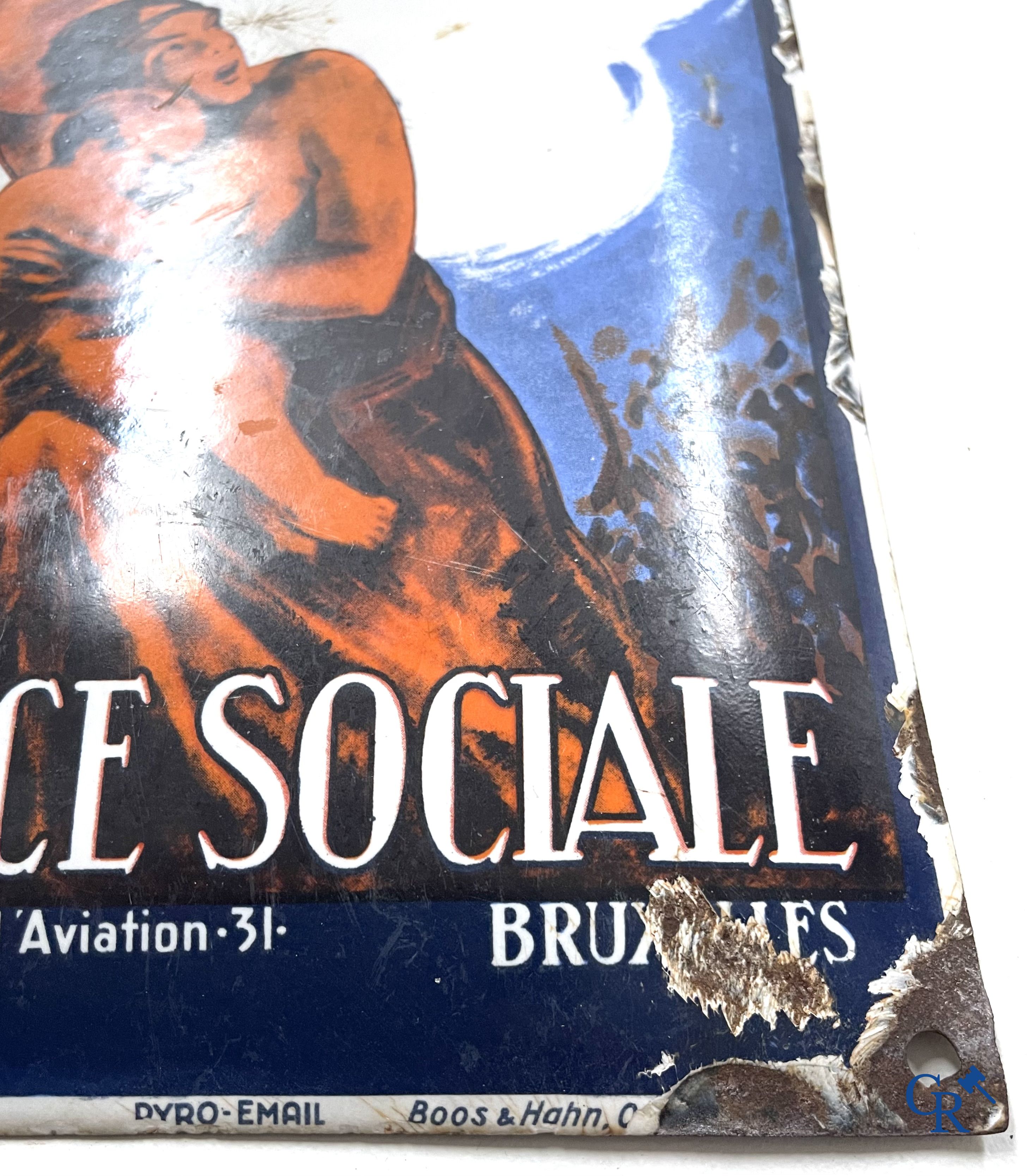 Prevoyance Sociale, enamel sign for Social Security insurances. Pyro-email Boos & Hahn. 1930's.