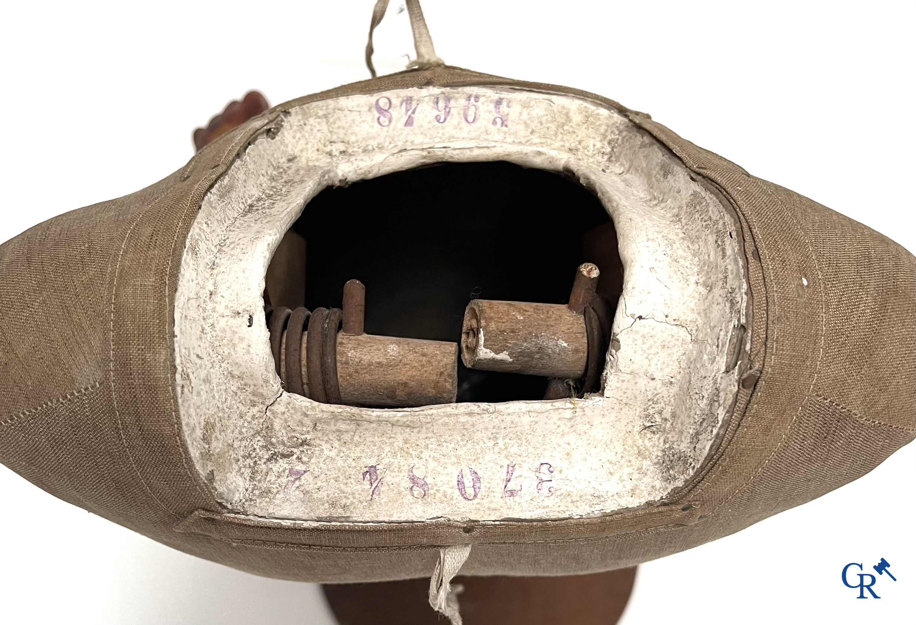 Siegel Paris, Art Deco mannequin of a girl with plaster head. 1920's-1930's. Marked Siégel Paris.