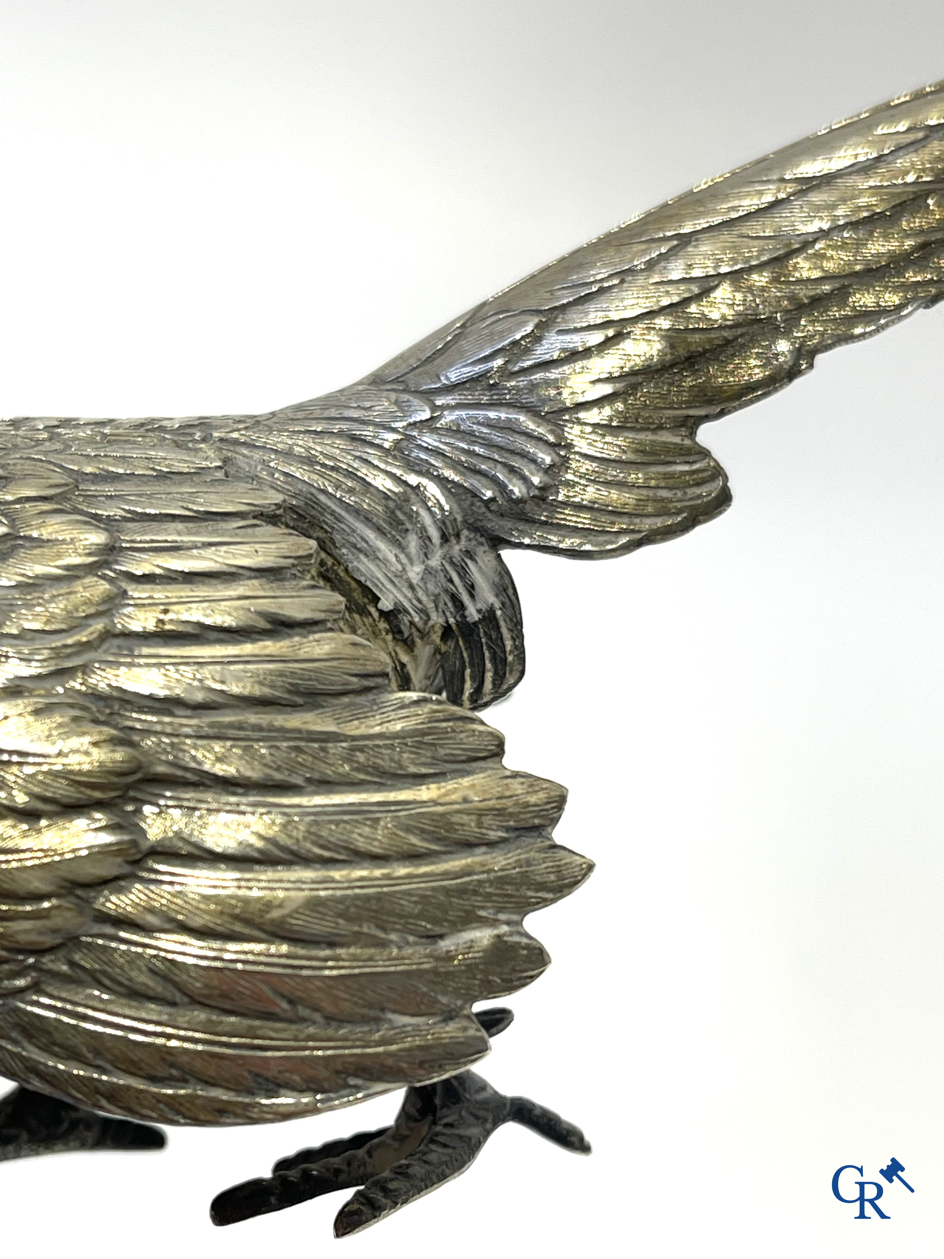 Silver. Pair of pheasants in silver 835°/00.