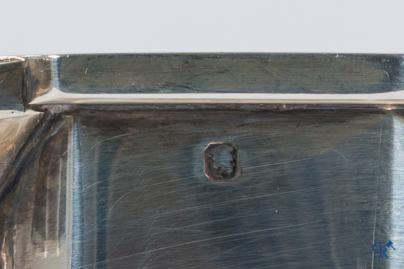 Tétard frères. Mooi 4-delig koffie- en theeservies in zilver 1ste gehalte. Keurmerk, grote garantie en meestermerk.