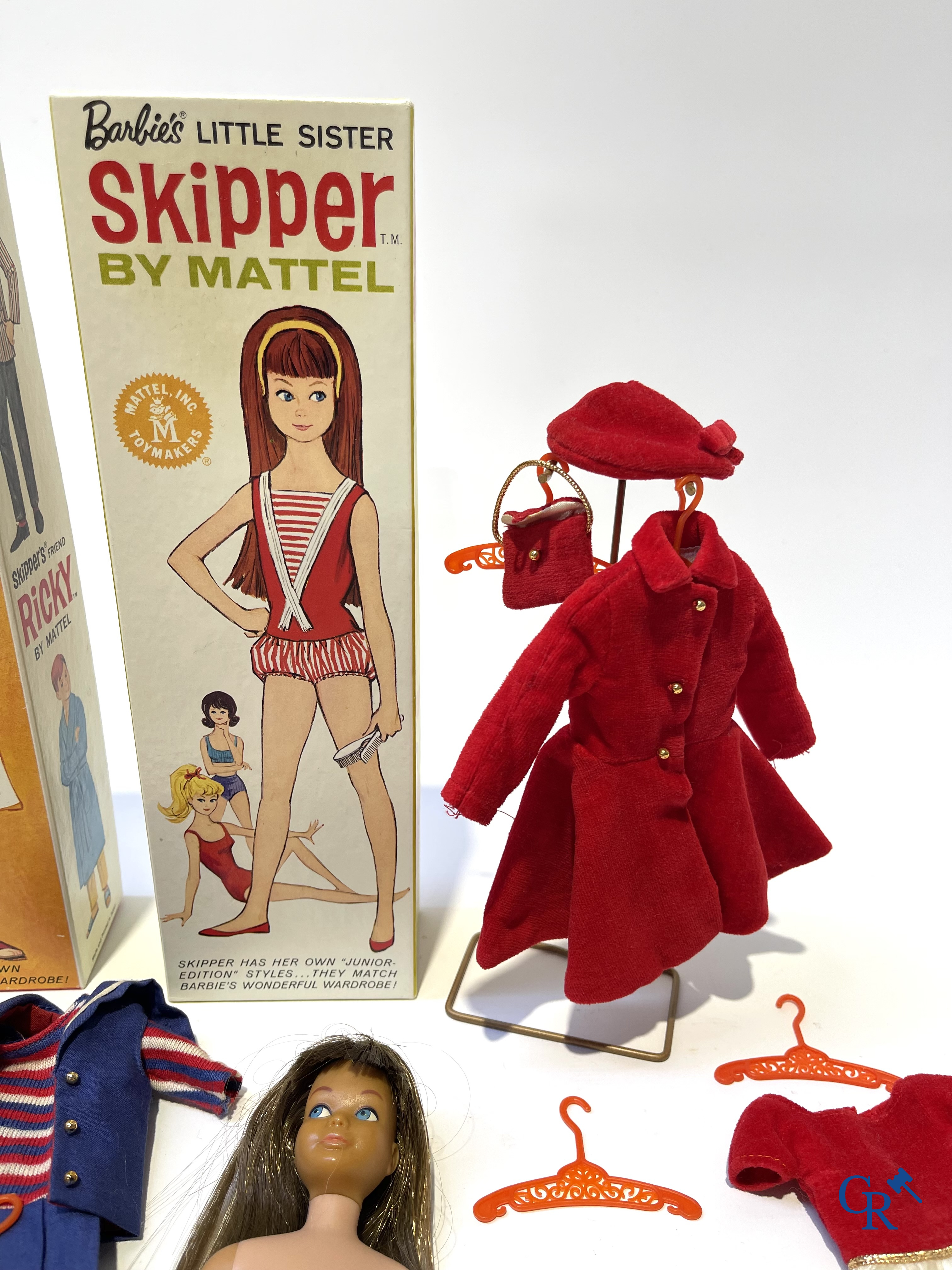 Old Toys. Mattel, a great lot of dolls and attributes. Barbie, Ricky, Skipper, Ken etc. 1960's and later.