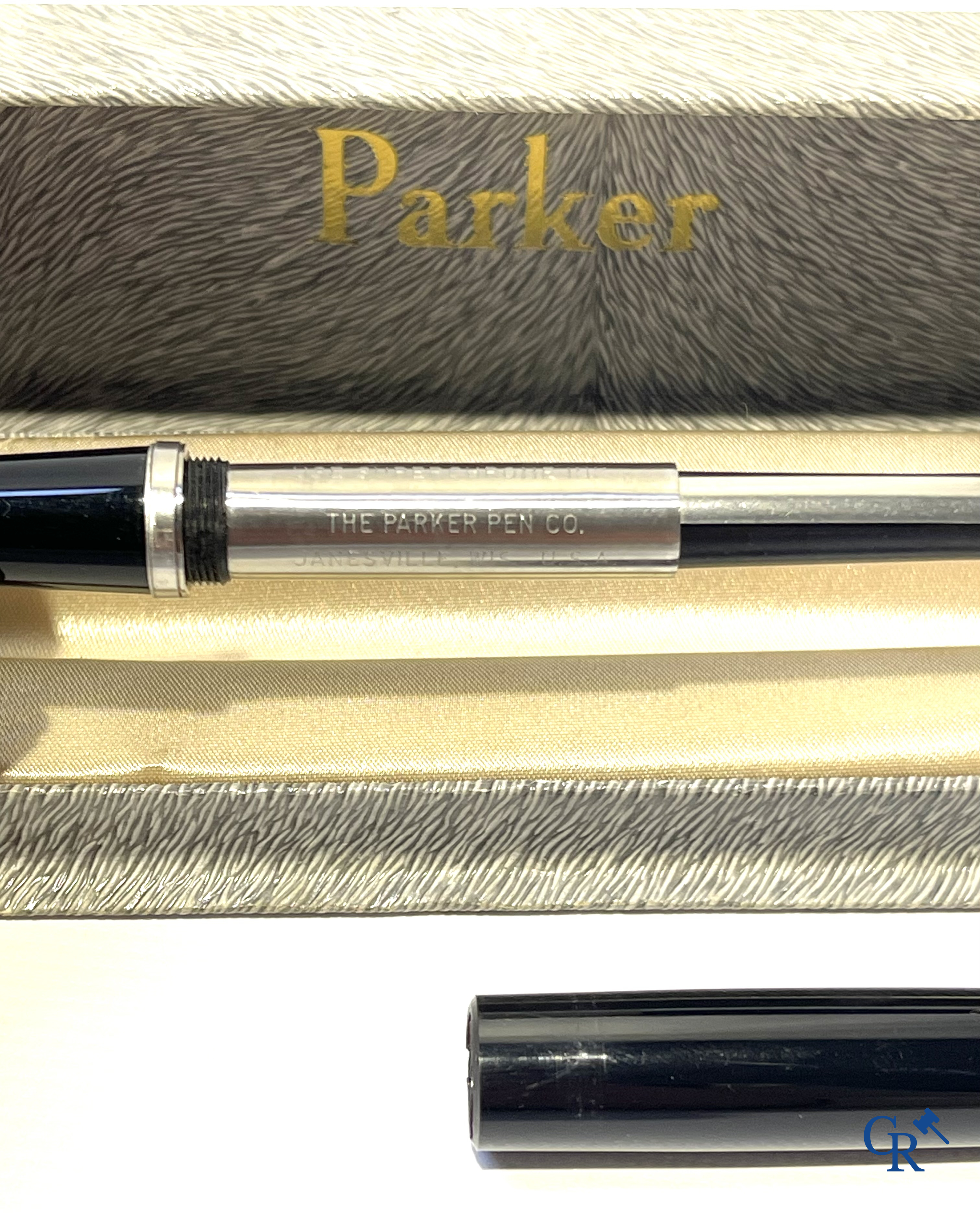 Parker. Parker fountain pen in original box. Made in USA, 12k gold, mint condition with original box.