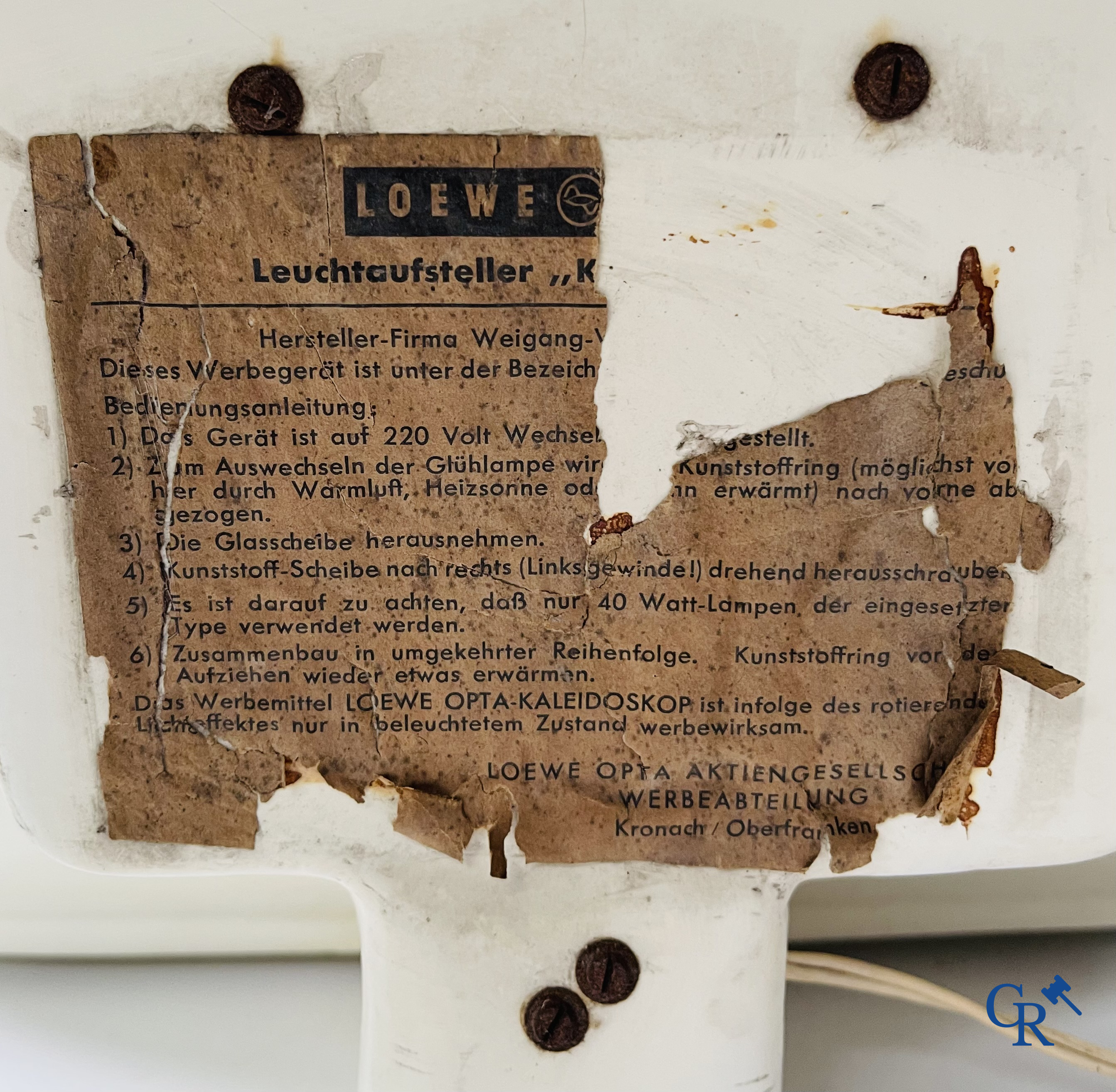 Loewe Opta, publiciteits lichtreclame voor radio's van Loewe Opta. 50'er-60'er jaren.