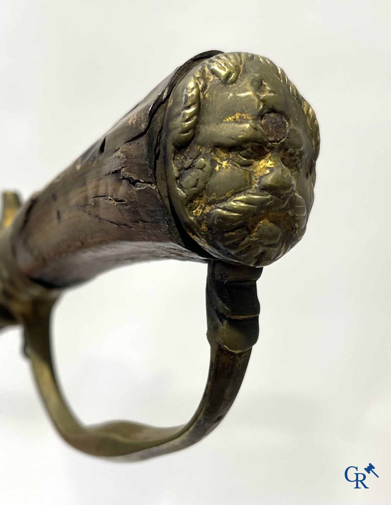 Lot antique items: Stafford, Vieux Paris, Grès, silver-plated cutlery, hunting sword 18th, palm tree Giuseppe Vasari, etc.