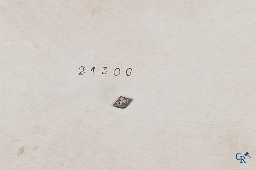 Tétard frères. Mooi 4-delig koffie- en theeservies in zilver 1ste gehalte. Keurmerk, grote garantie en meestermerk.