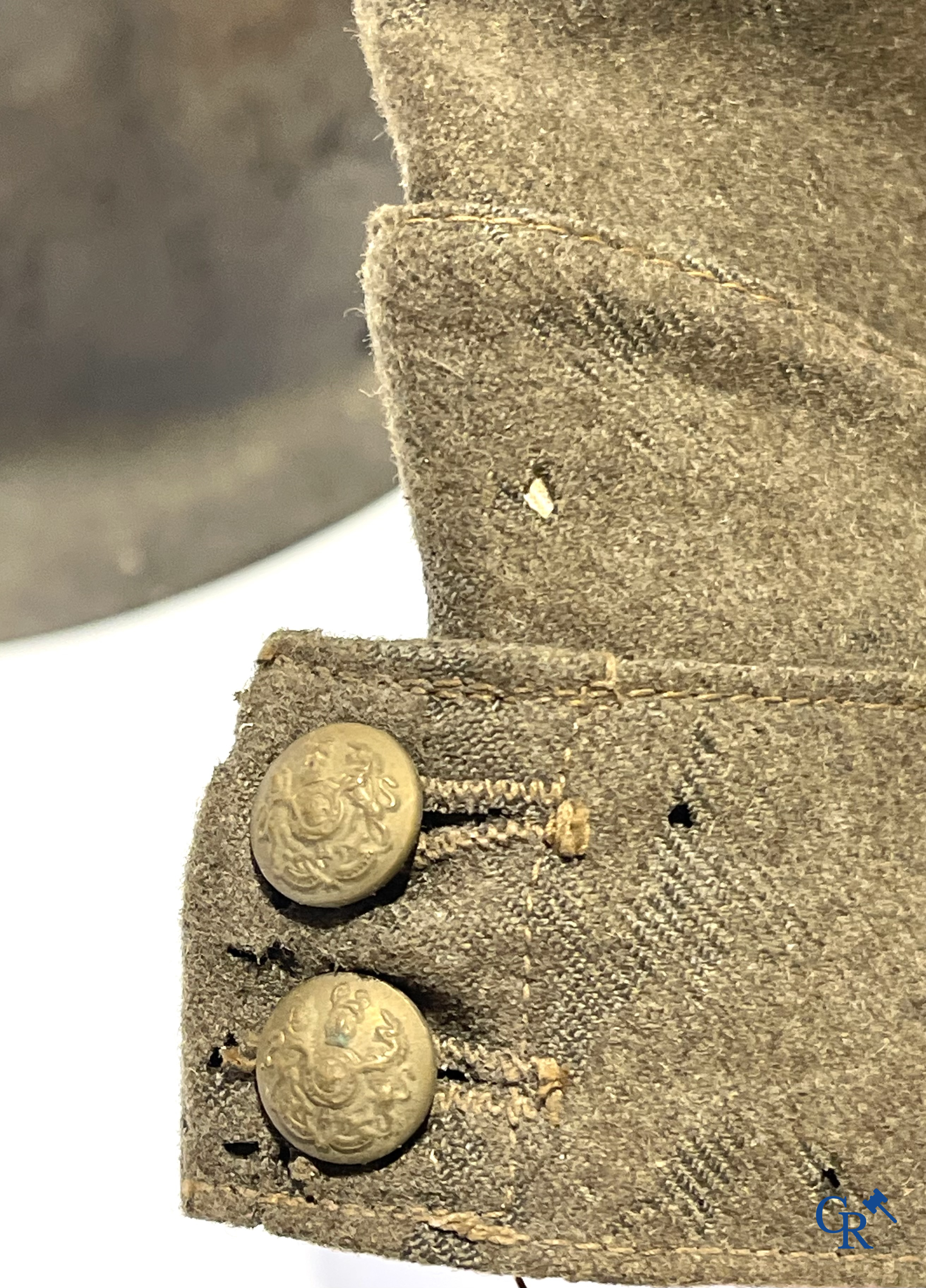 Militaria. Lot of 5 military headgear, some WWII including an officers cap from The Headline Hat Co., 1941.