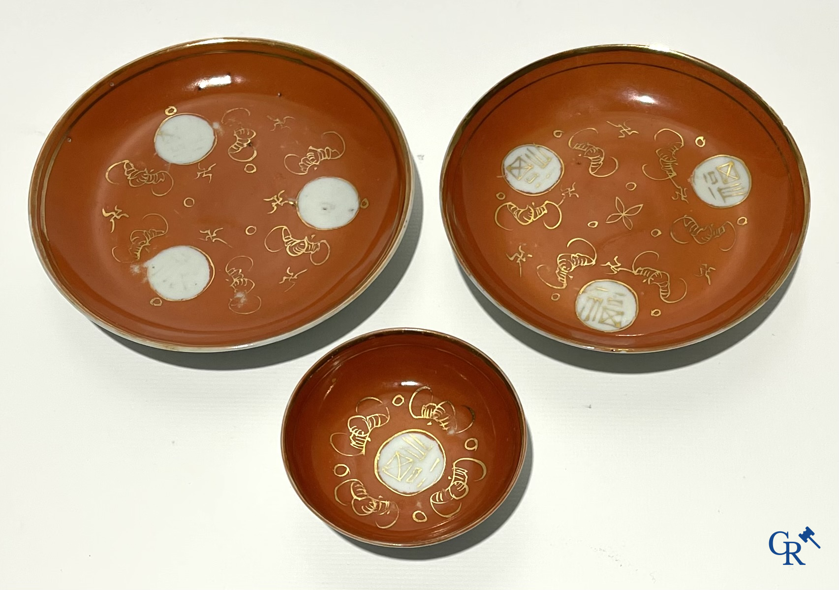 Aziatica. Chinees porselein. Een groot lot divers Chinees porselein.