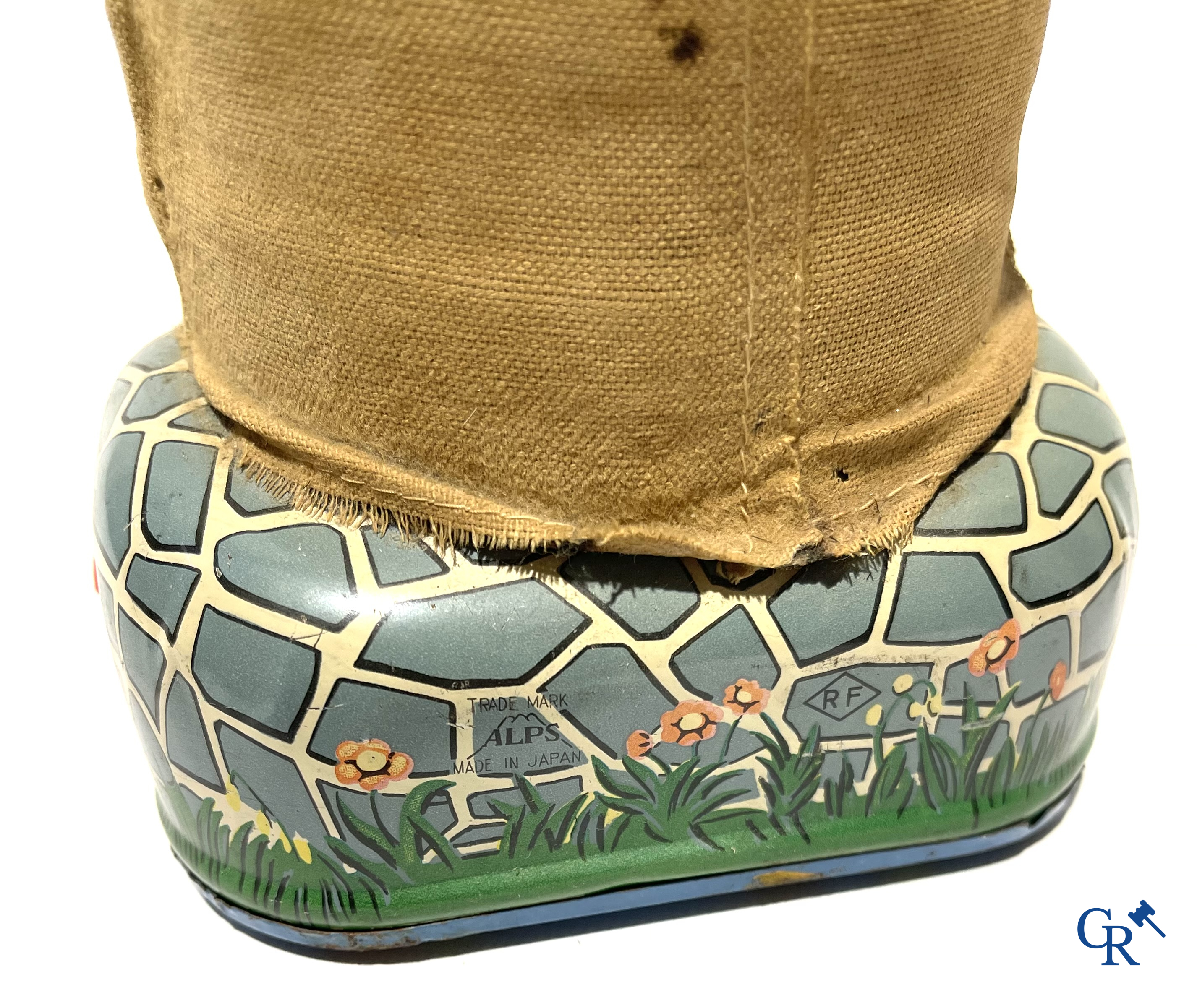 Oud Speelgoed. ALPS, Made in Japan. Battery toy in blik. Clown met accordeon en aapje. Jaren '60.