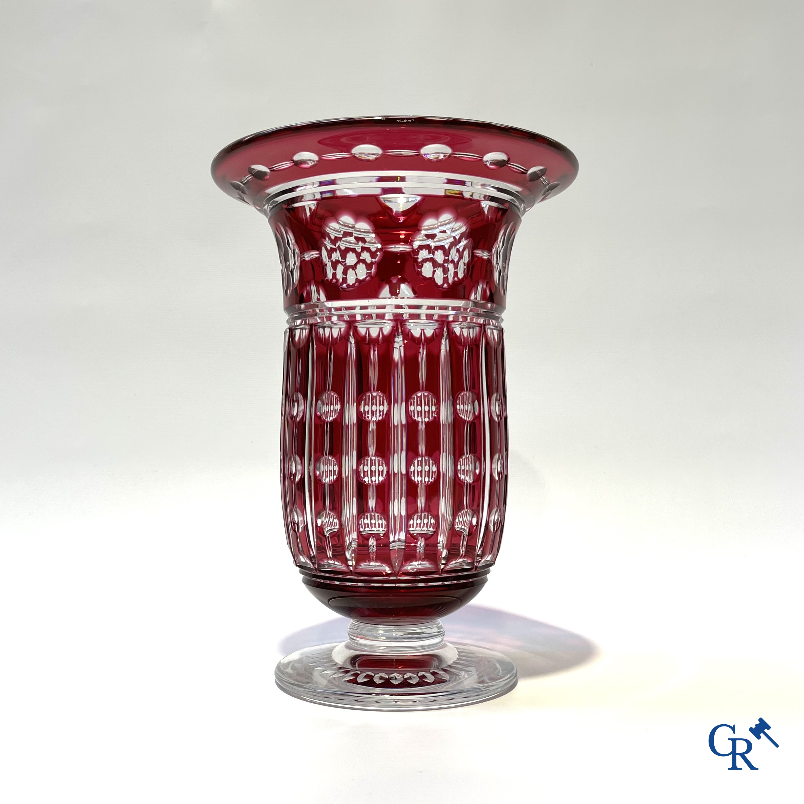 Val Saint Lambert. Art Deco vase in red and clear cut crystal.