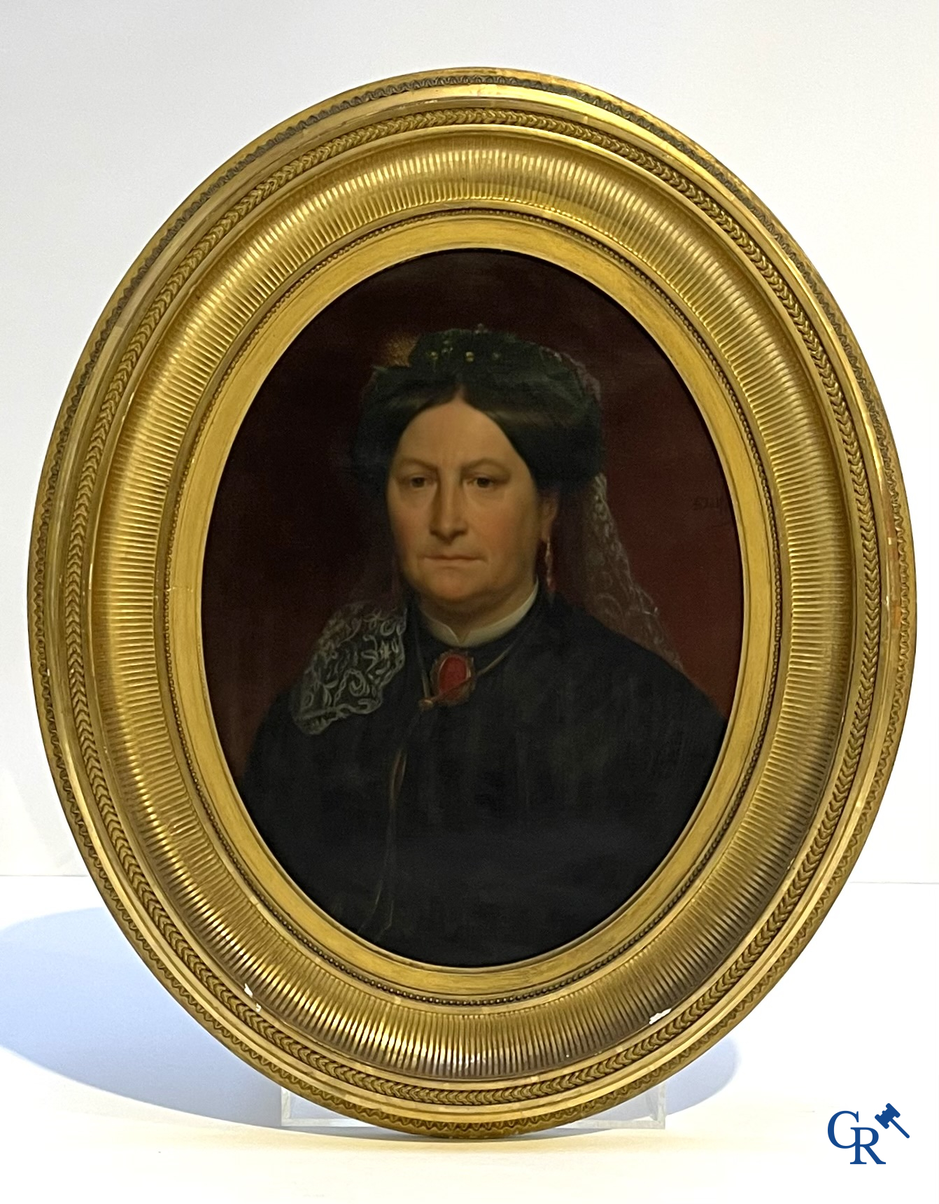 Delfosse Auguste (1832-1899) Paar portretschilderijen met imposante vergulde kaders. Olie op doek. Gesigneerd.