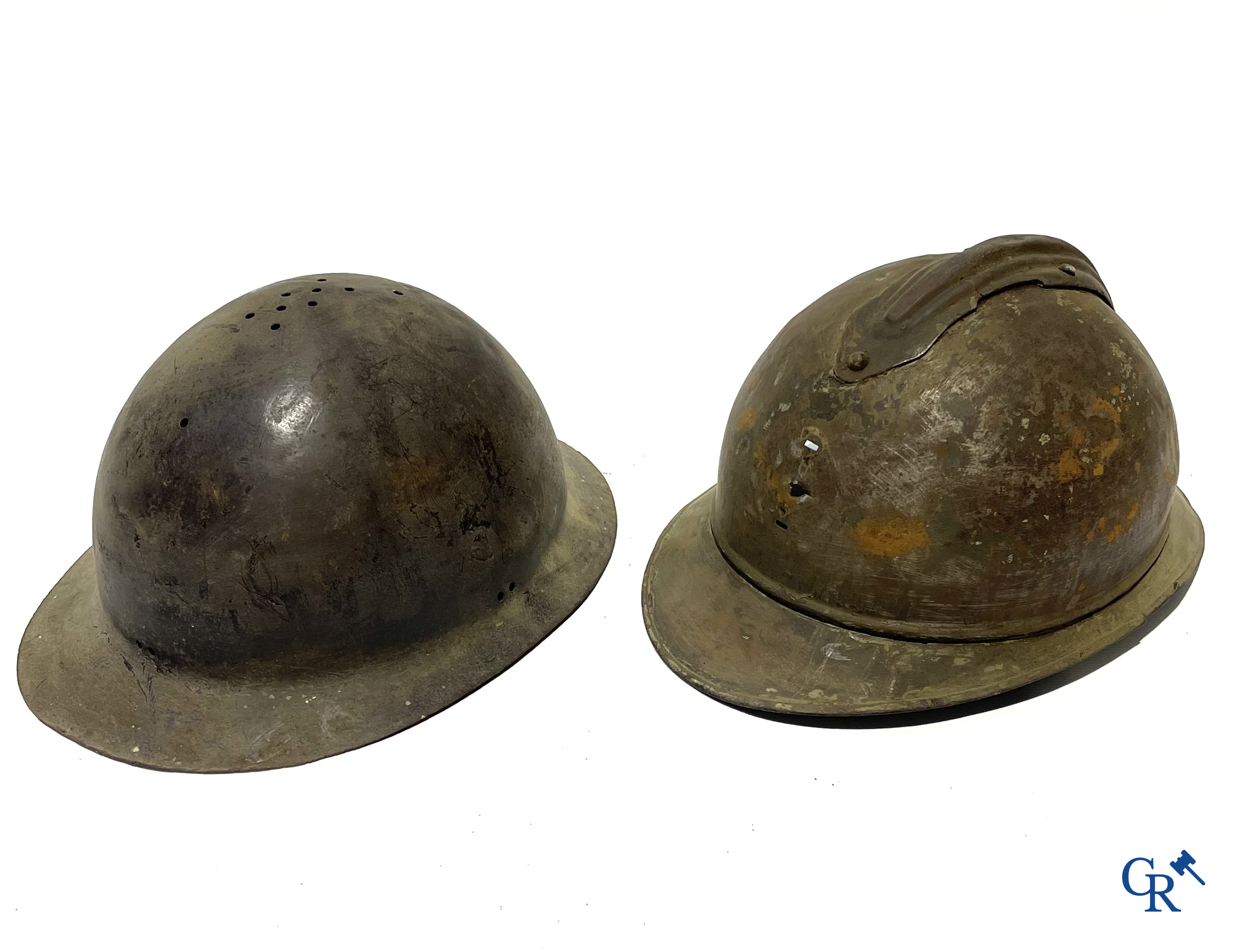 Militaria. Lot of 5 military headgear, some WWII including an officers cap from The Headline Hat Co., 1941.