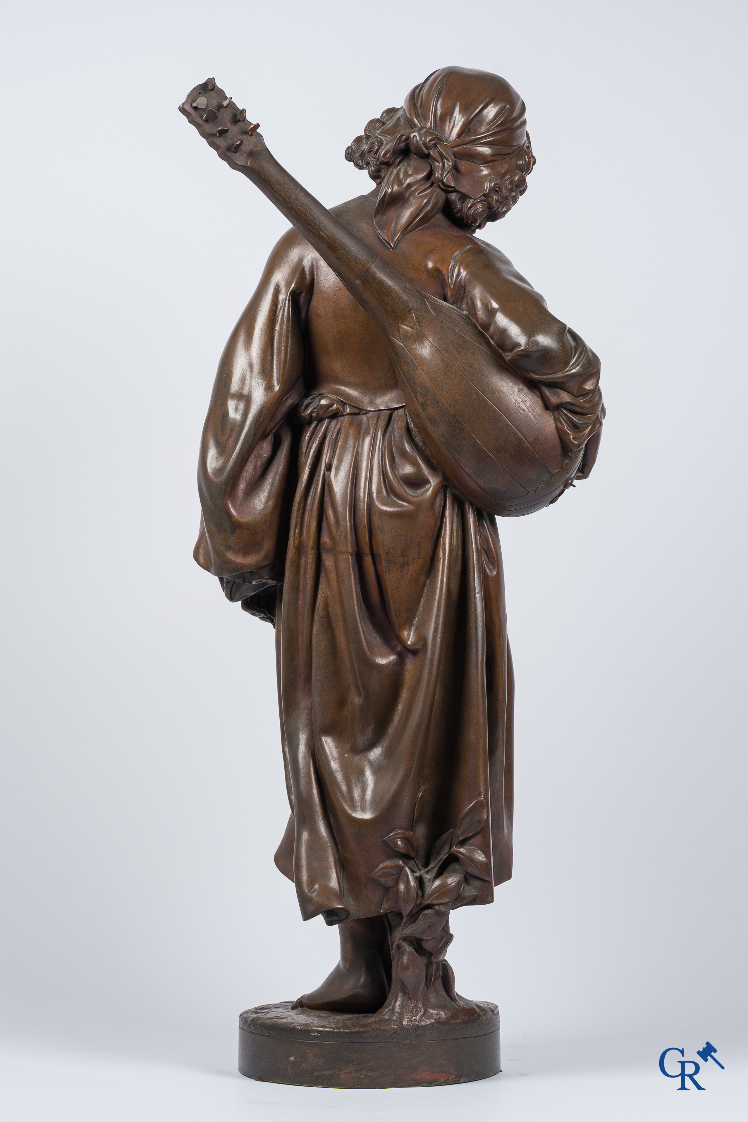 Alexandre Falguière (1831-1900) Groot bronzen beeld. Mignon. Gesigneerd A. Falguiere Paris 1879. Maison Marnyhac Paris.