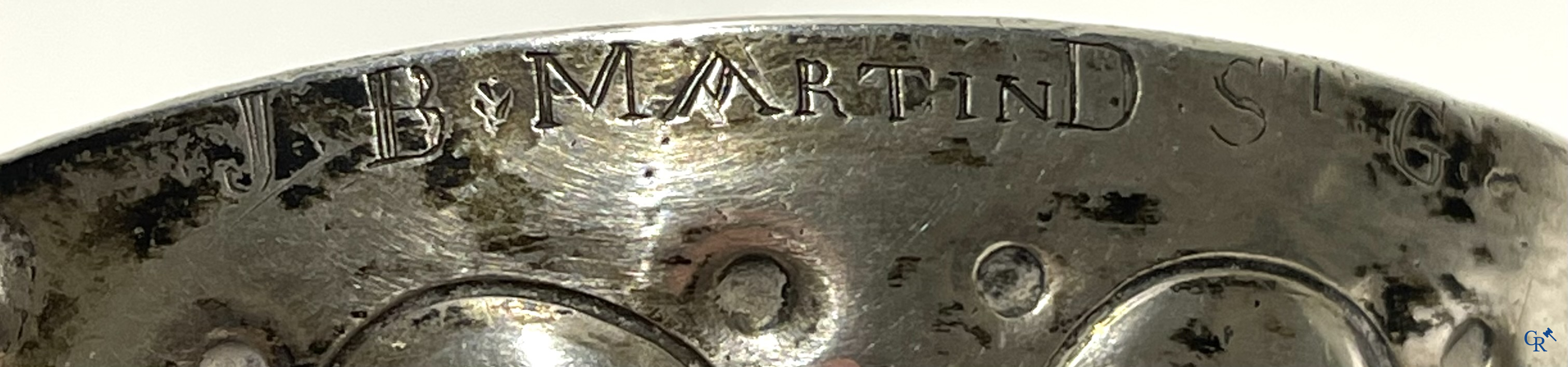 2 Zilveren wijnproevers of zogenaamde tastevin met opschriften. Frankrijk, Parijs 18e eeuw.