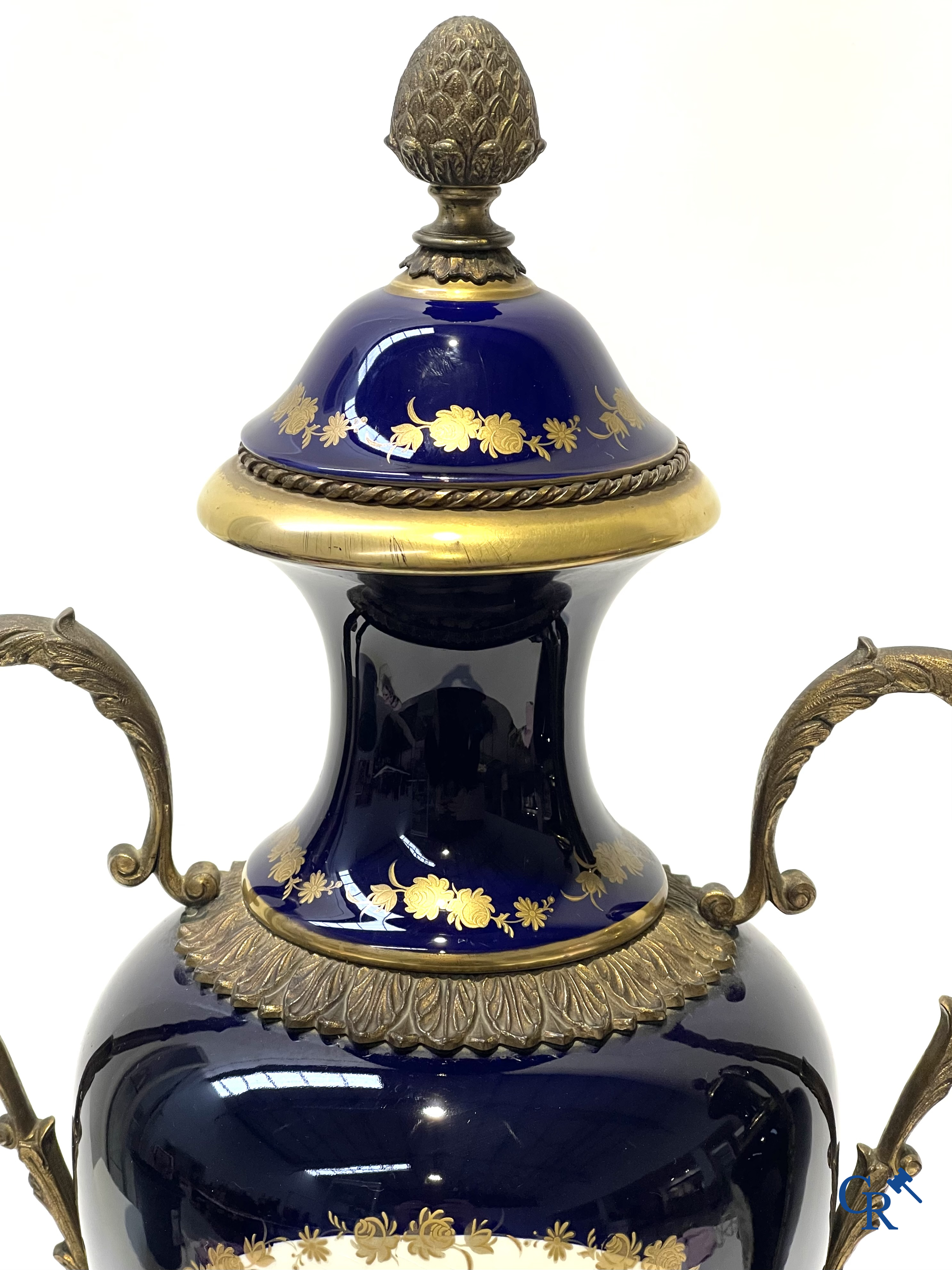 Pair of large vases in porcelain and bronze with romantic scenes. Sèvres style. 20th century.