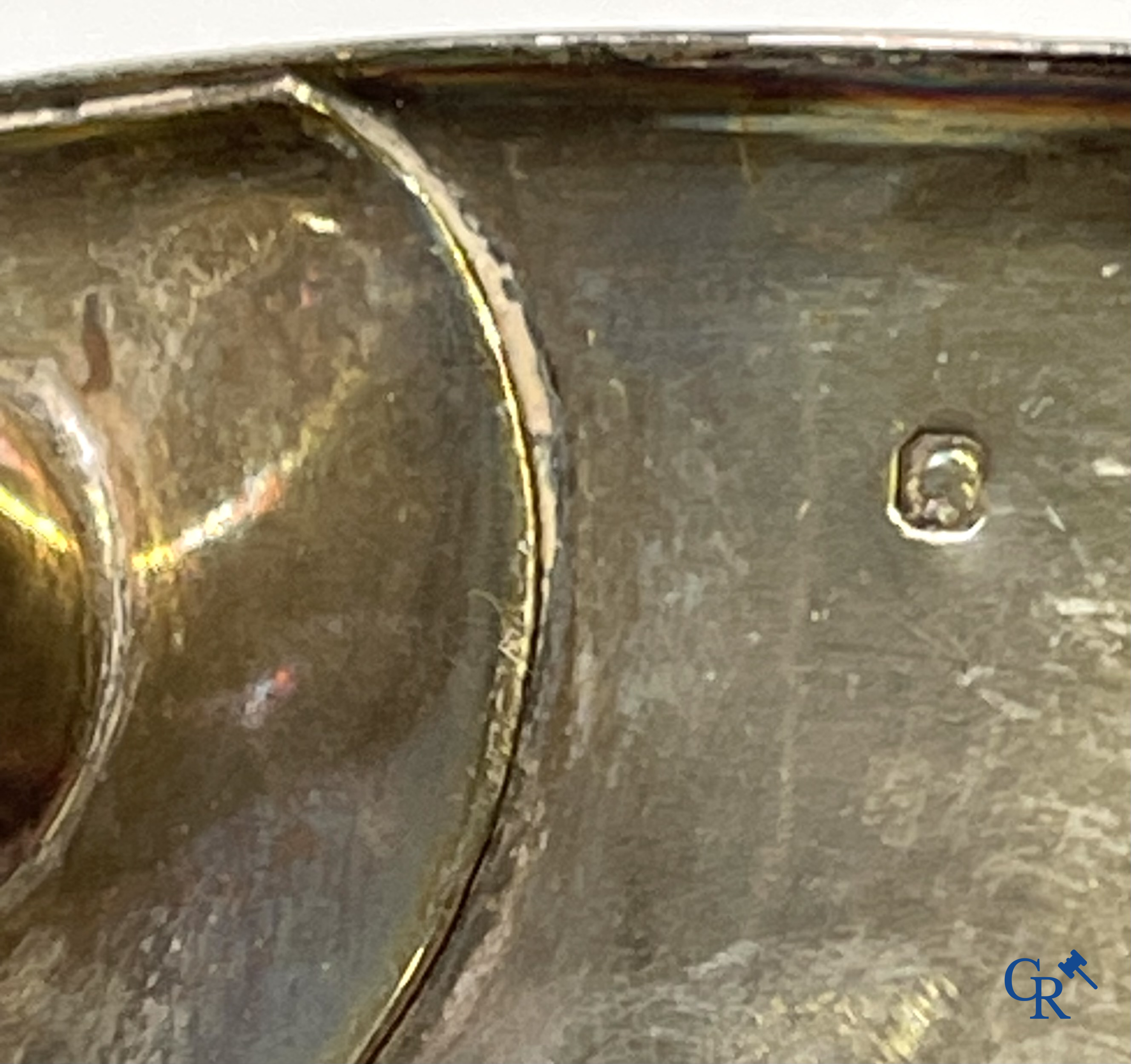 Zilver. Groot en mooi lot diverse vormstukken in zilver. 19de en 20ste eeuw.