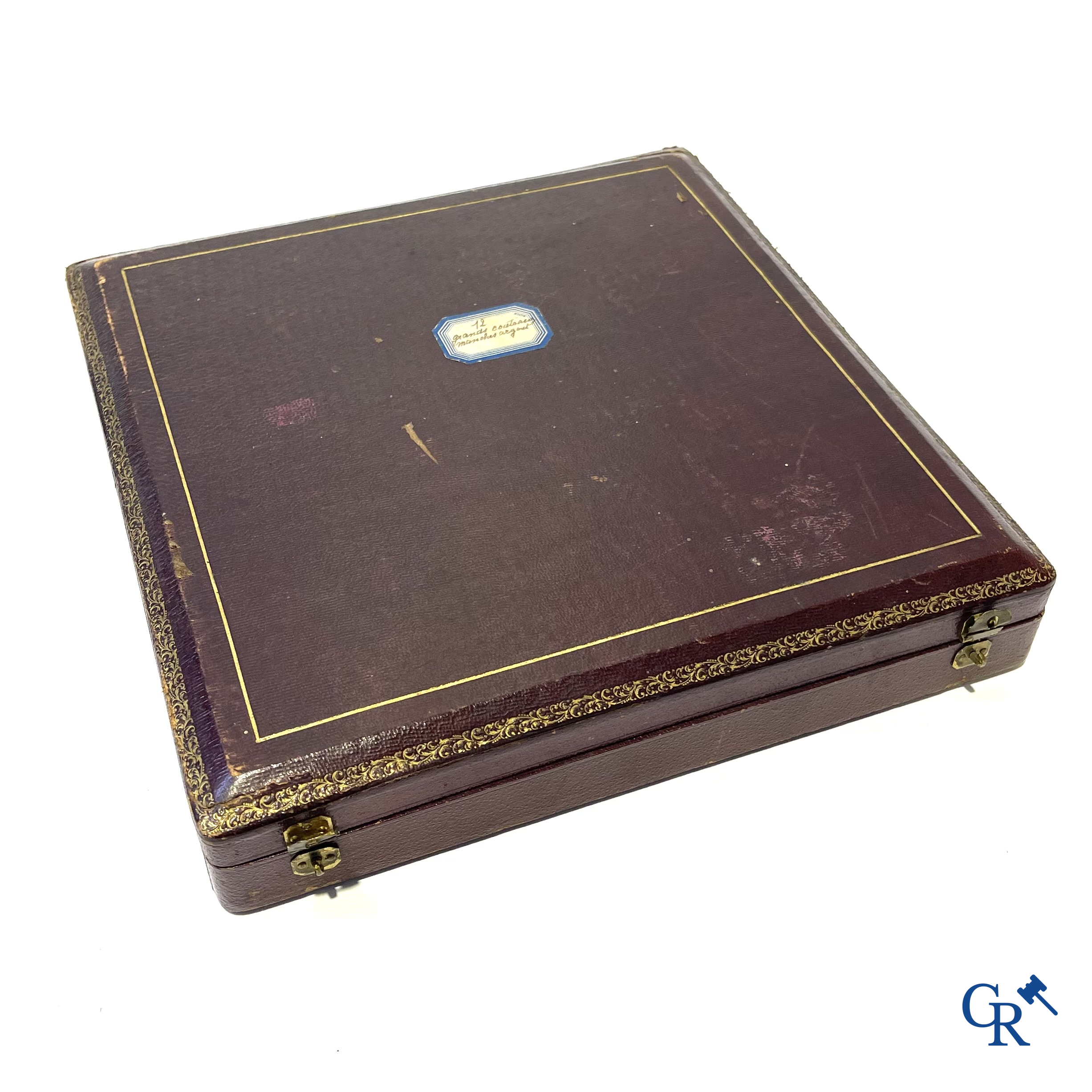 Zilver. Reeks van 12 messen met zilver handvat. originele doos.