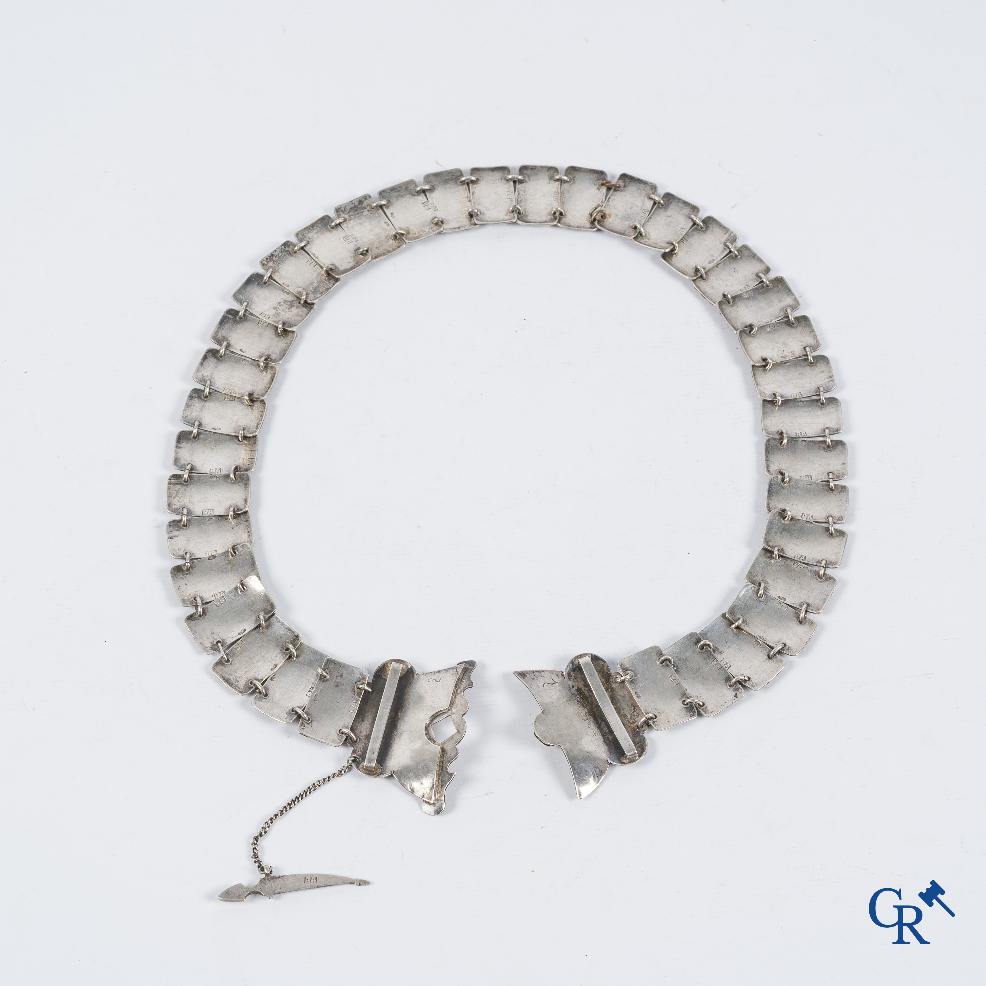 Russisch zilver. Ceremoniële riem in niello zilver, 84 kokochnik Moscou. Meestermerk Vasily Ivanovich Andreev.