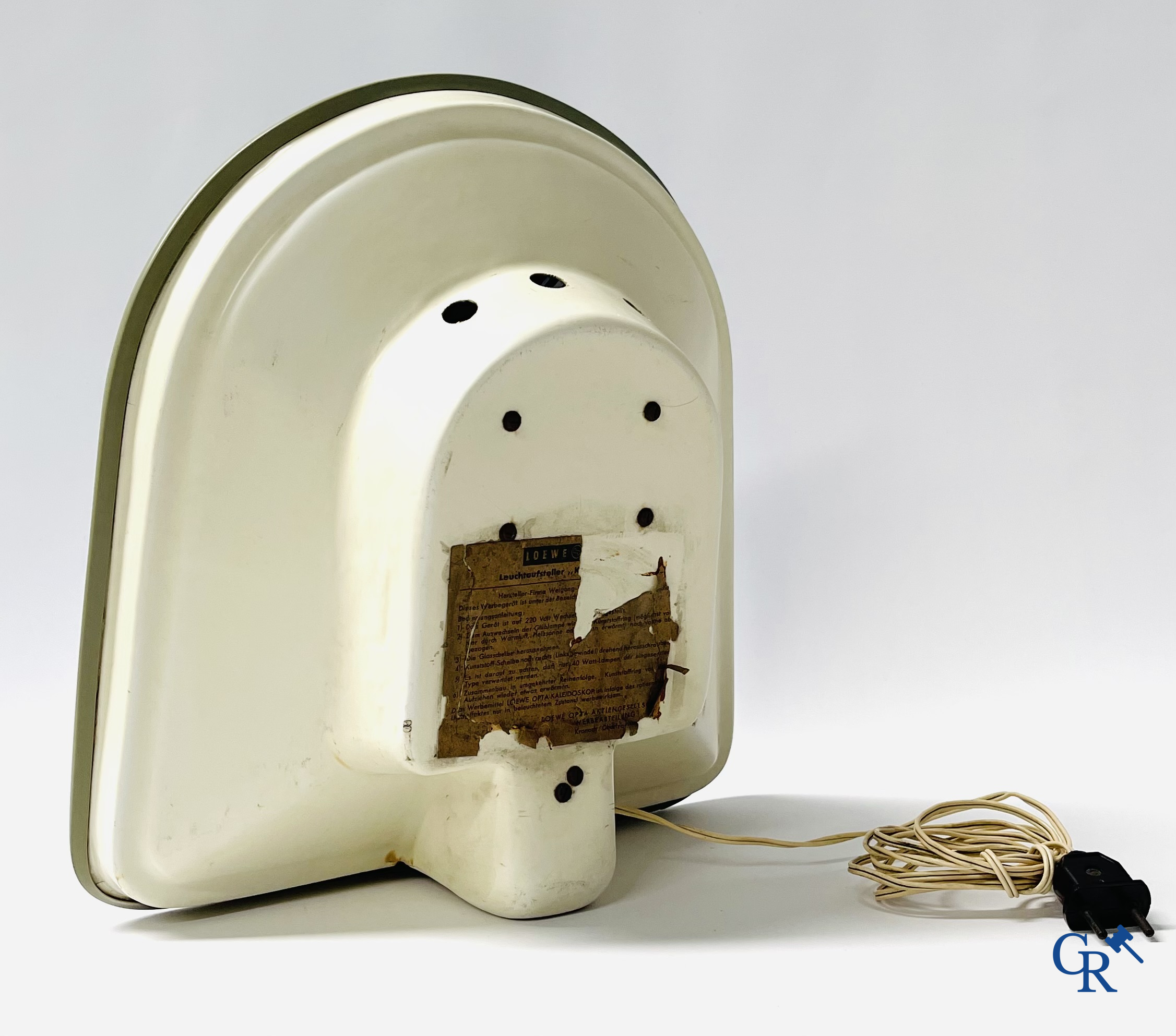 Loewe Opta, publiciteits lichtreclame voor radio's van Loewe Opta. 50'er-60'er jaren.