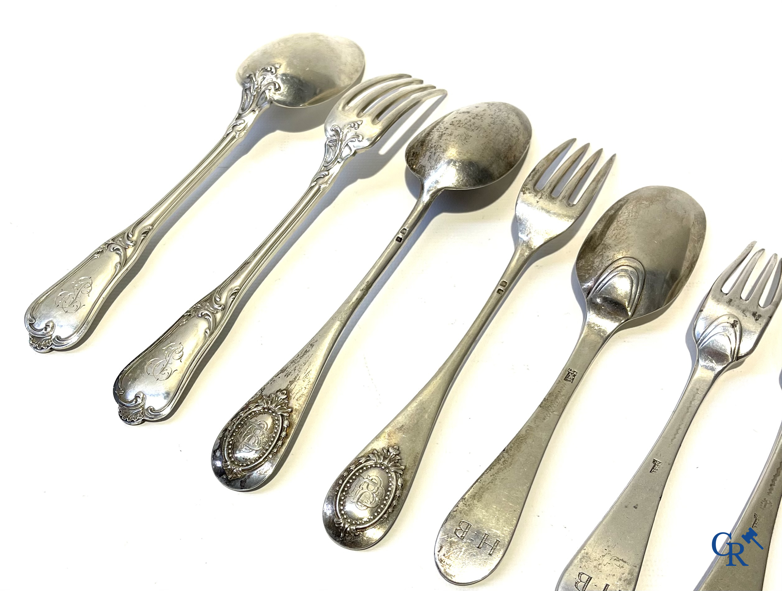 Silver. Lot consisting of 7 pieces of silver cutlery. 18th and 19th century, including Namur. Different hallmarks.