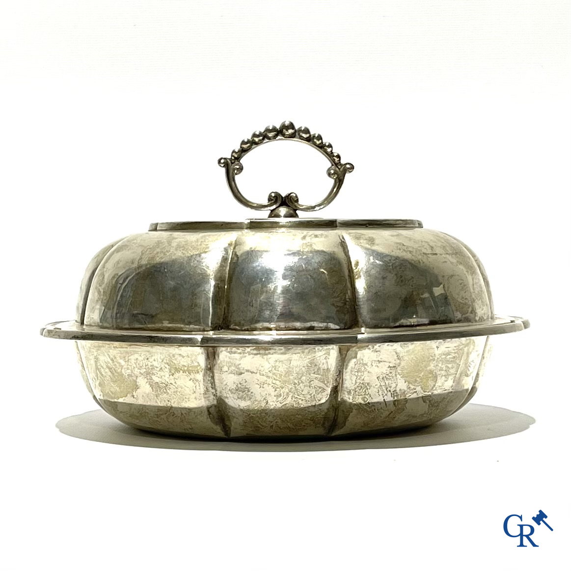 Silver. Large vegetable dish with lobed lid and openwork handle. Multiple hallmarks. 20th century.