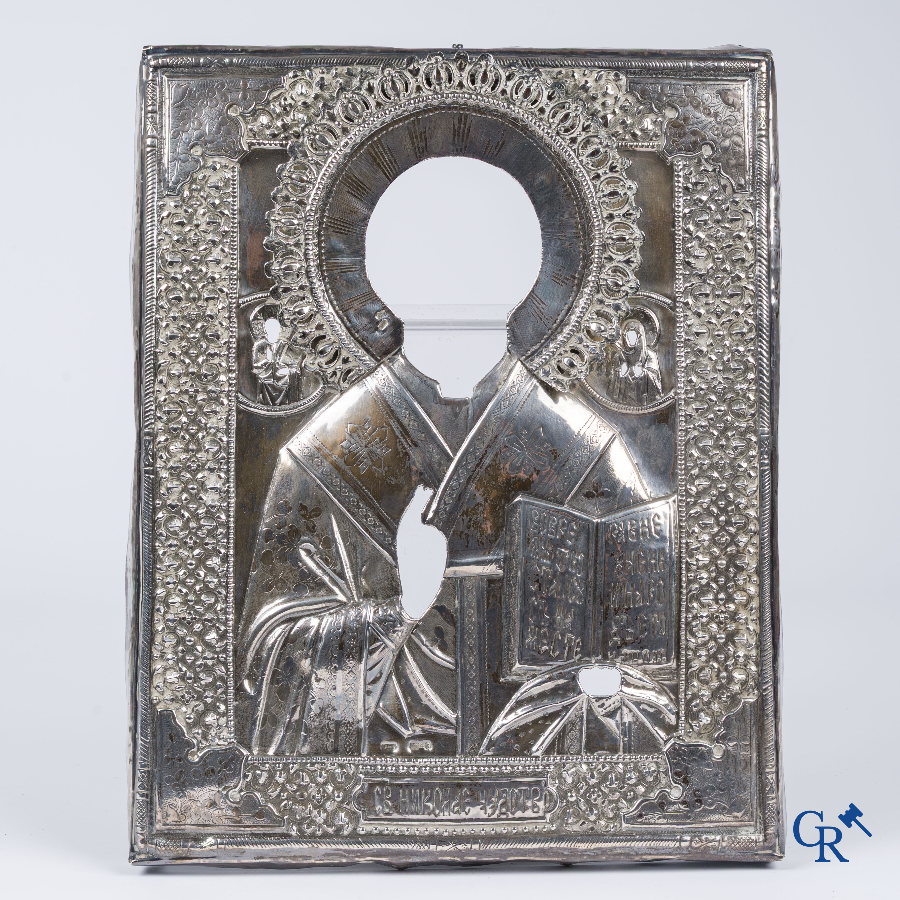 Icoon, Russische icoon met een voorstelling van Sint Nicolaas. Oklad in zilver 875°/00. Gedateerd 1895.