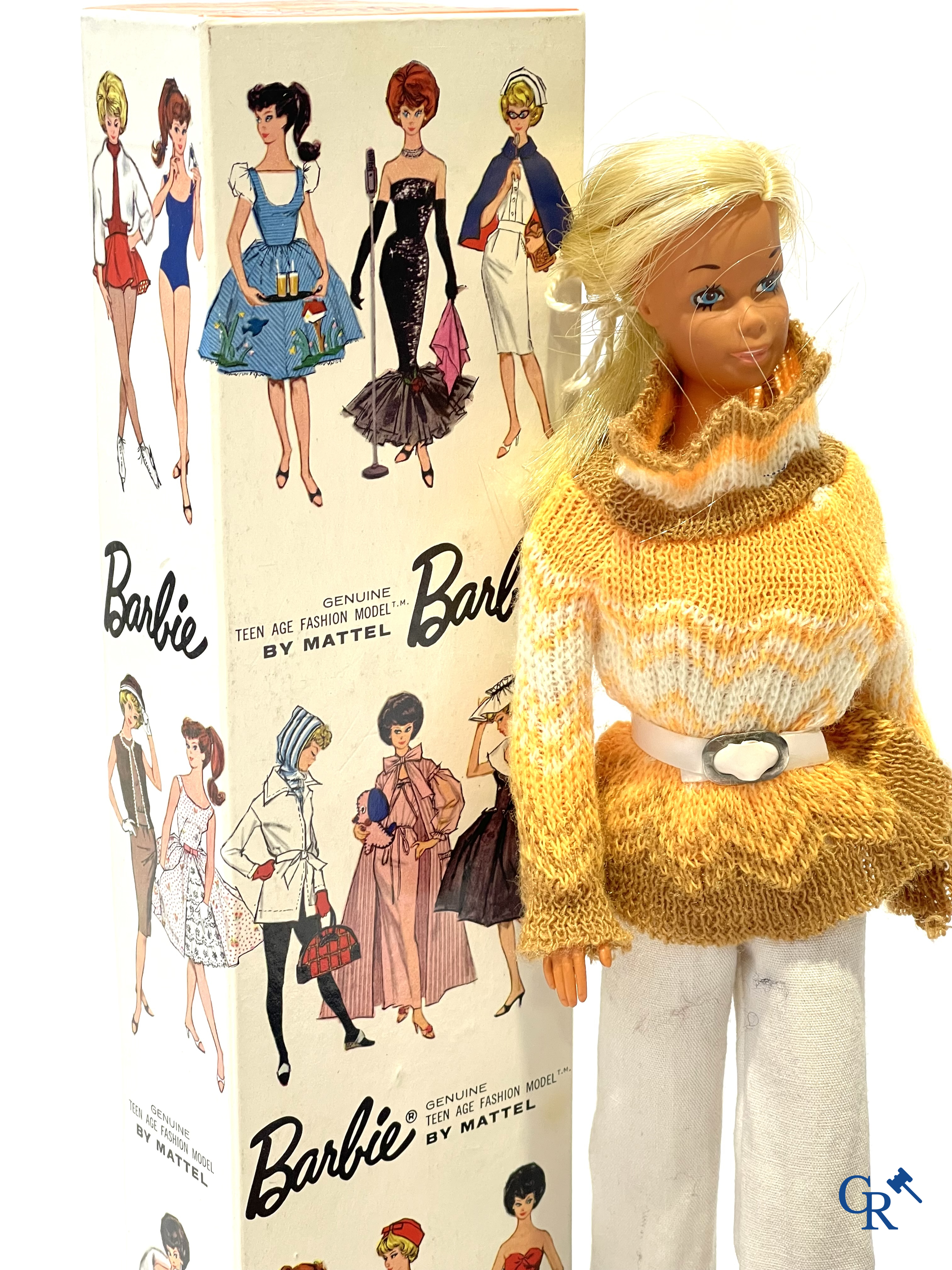 Old Toys. Mattel, a great lot of dolls and attributes. Barbie, Ricky, Skipper, Ken etc. 1960's and later.