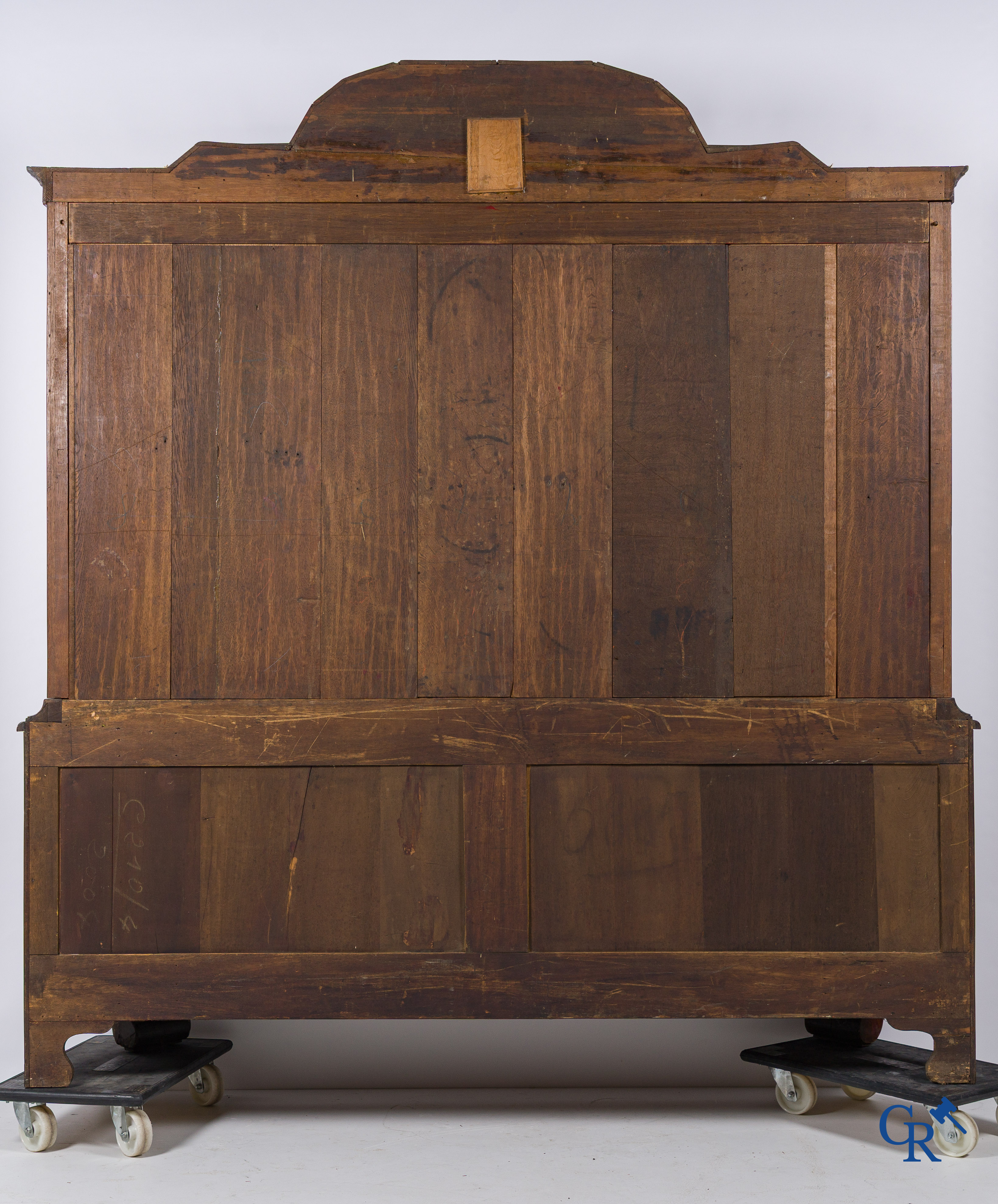 Hollandse vitrinekast met 3 laden. Mahonie. 18e eeuw.