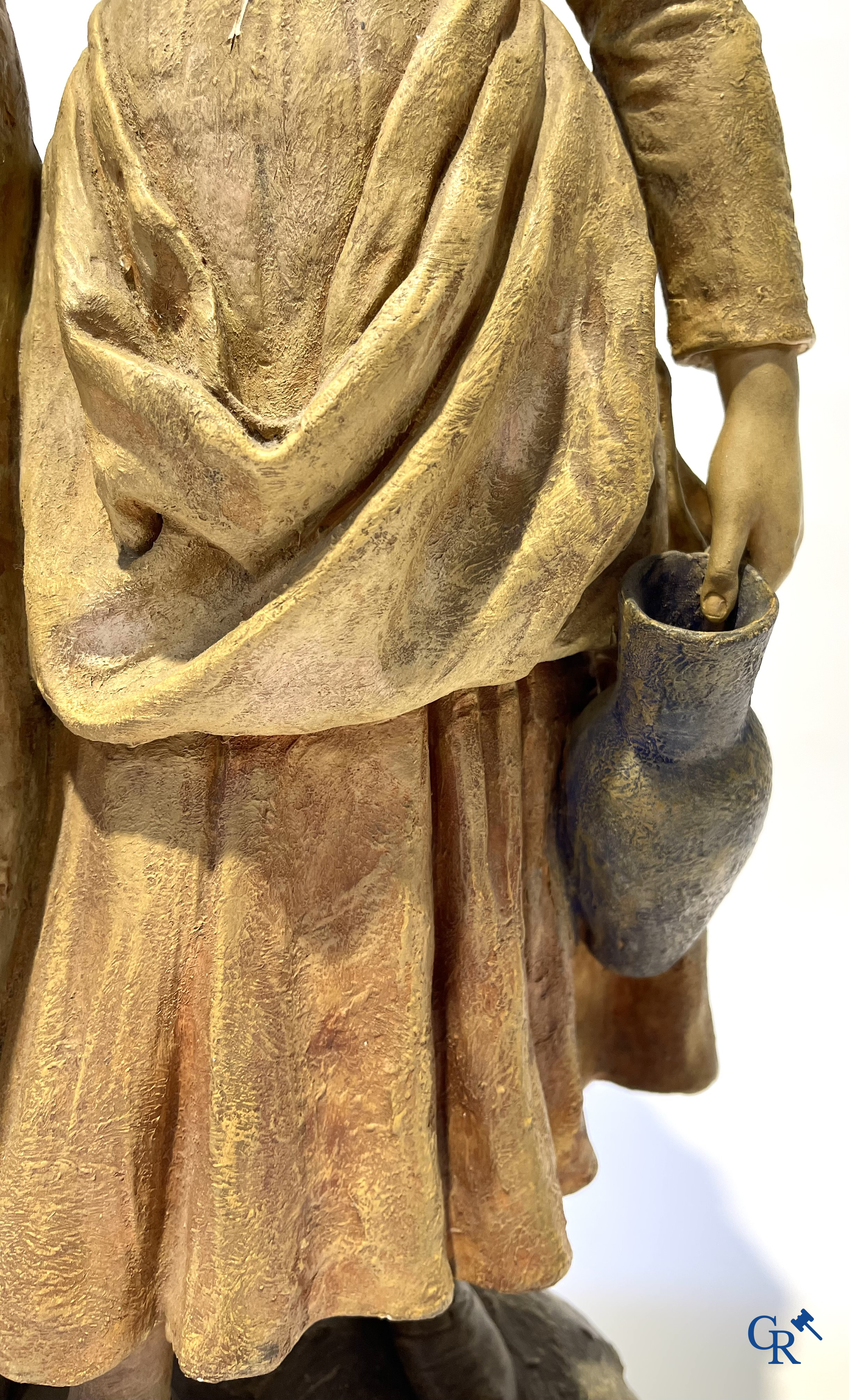 Friedrich Goldscheider Wien. Groot terra cotta beeld, de waterdraagsters. Gesigneerd G. Tole, circa 1910.