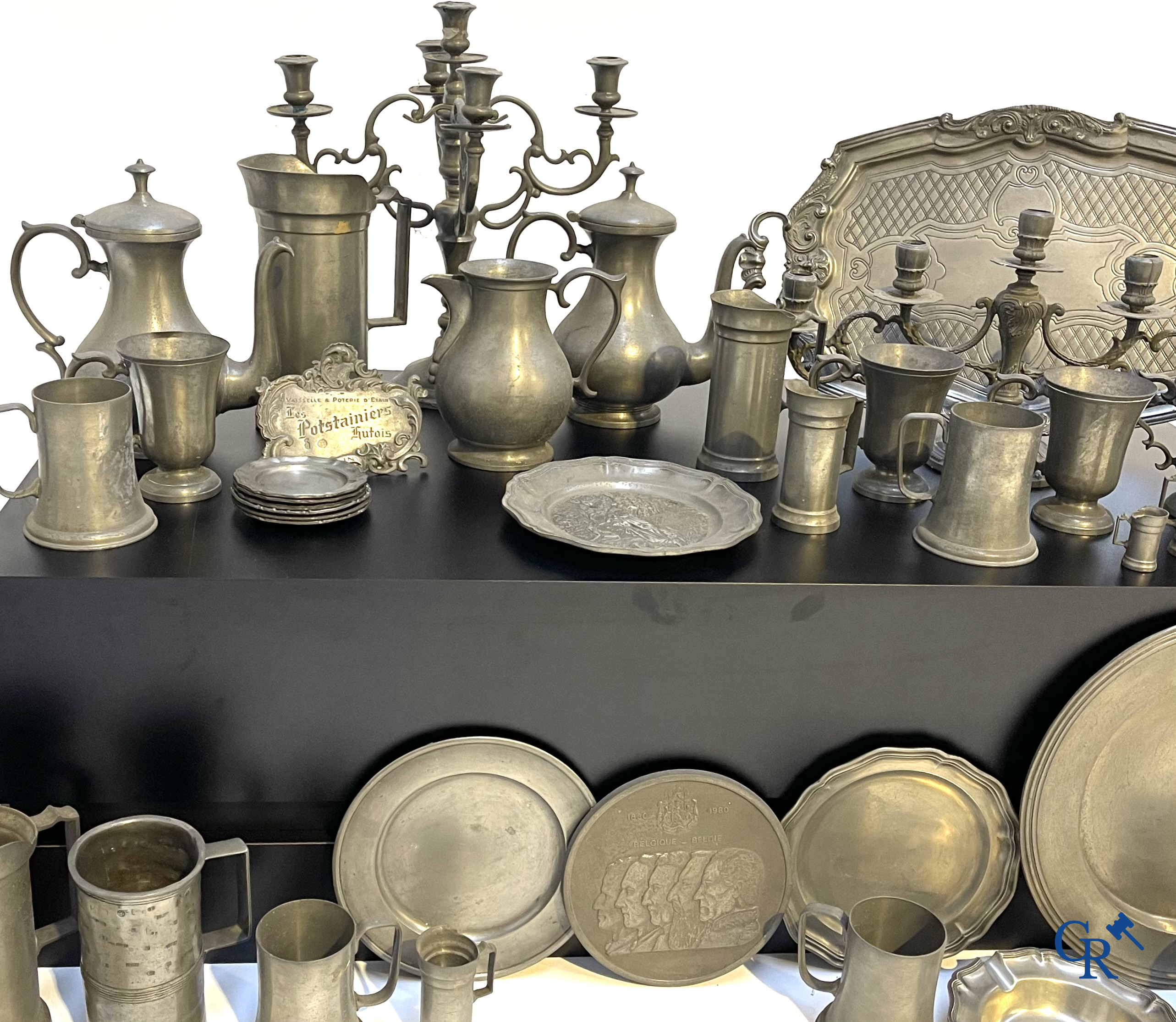 A large lot of various pieces in tin and a hall chandelier.