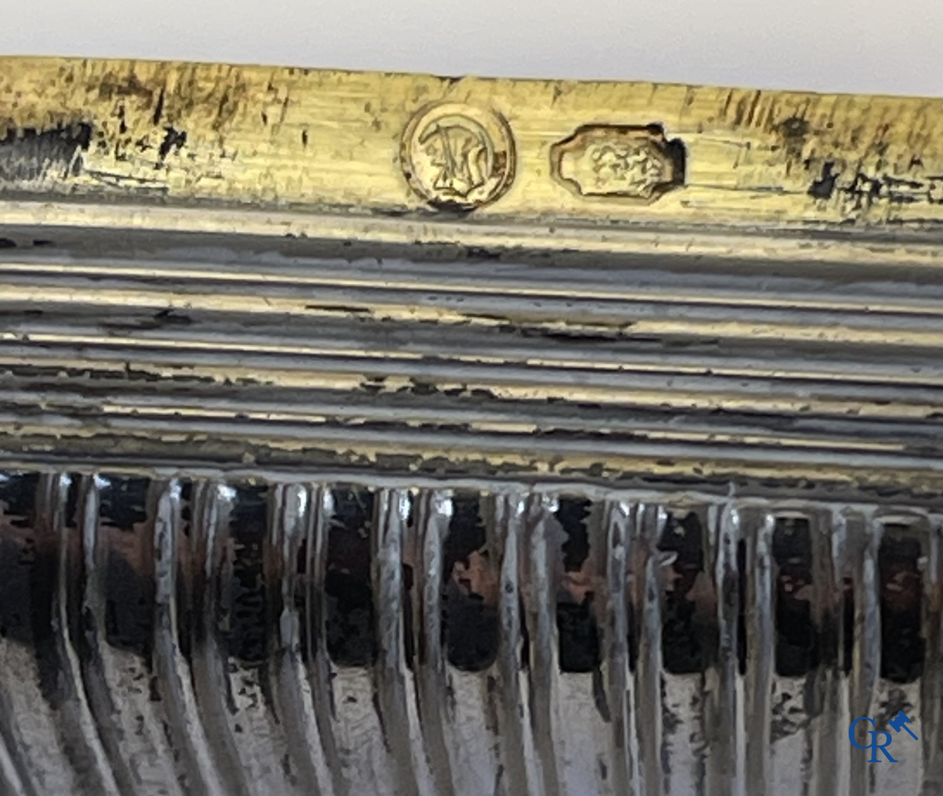 Lot with display case objects, jewellery with diamond, timepieces, silver tobacco boxes, micro mosaic, etc. 18th-19th-20th century.