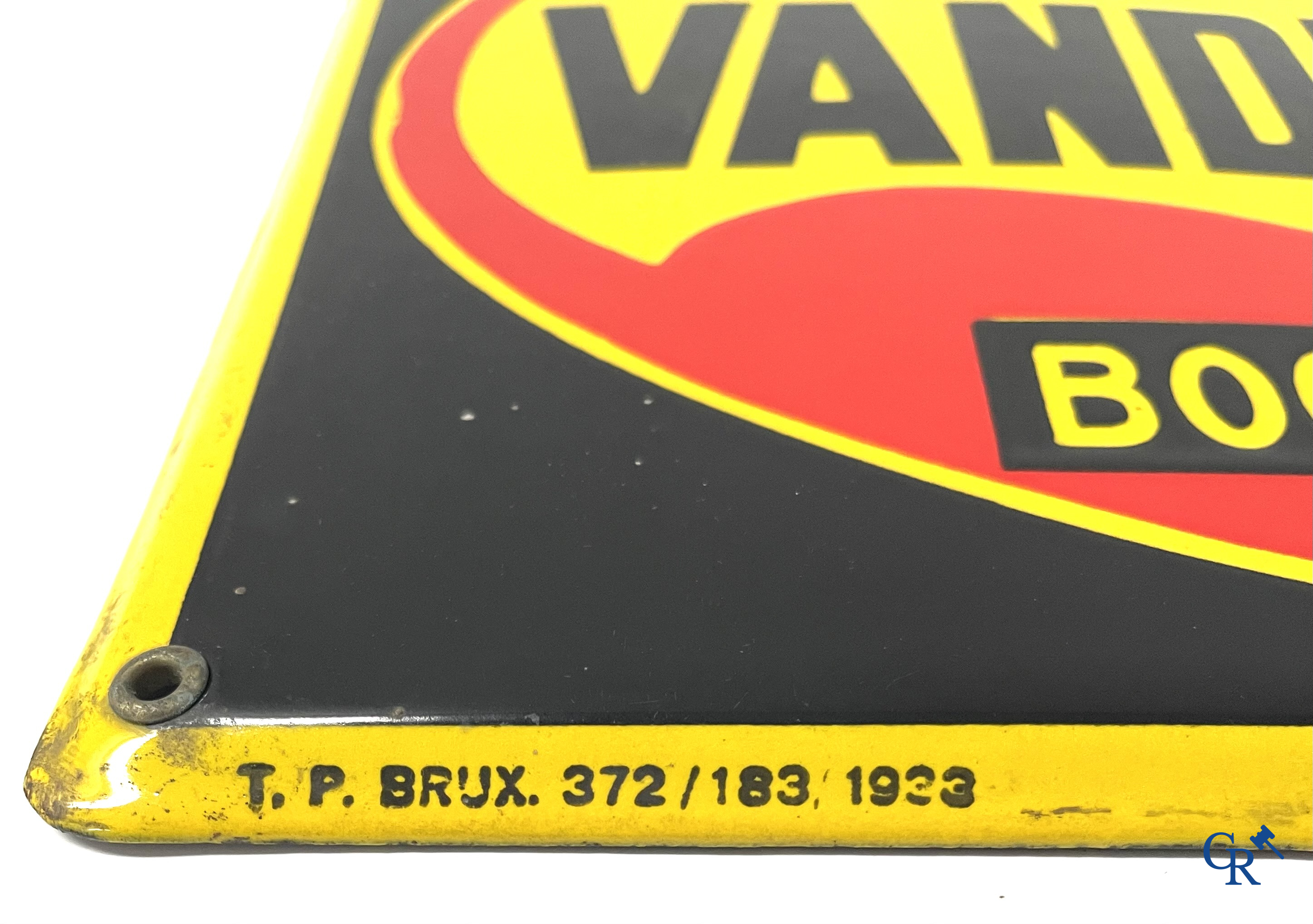 Enamel advertising sign for the beers of Omer Vanderghinste in Kortrijk. Bock-Triple-Stout. Emaillerie Koekelberg 1933.